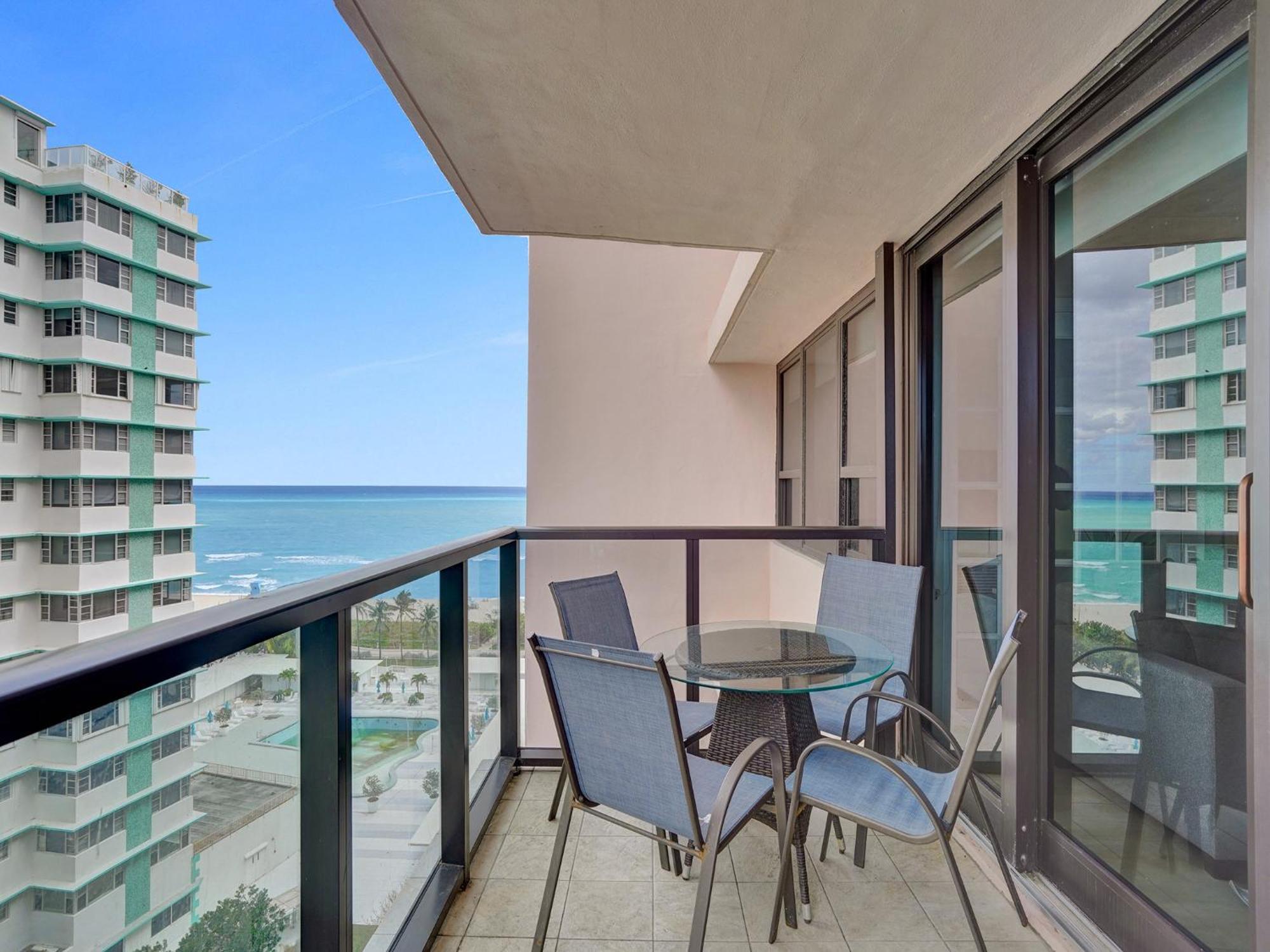 Comfortable Ocean View Service 1214 Apartment