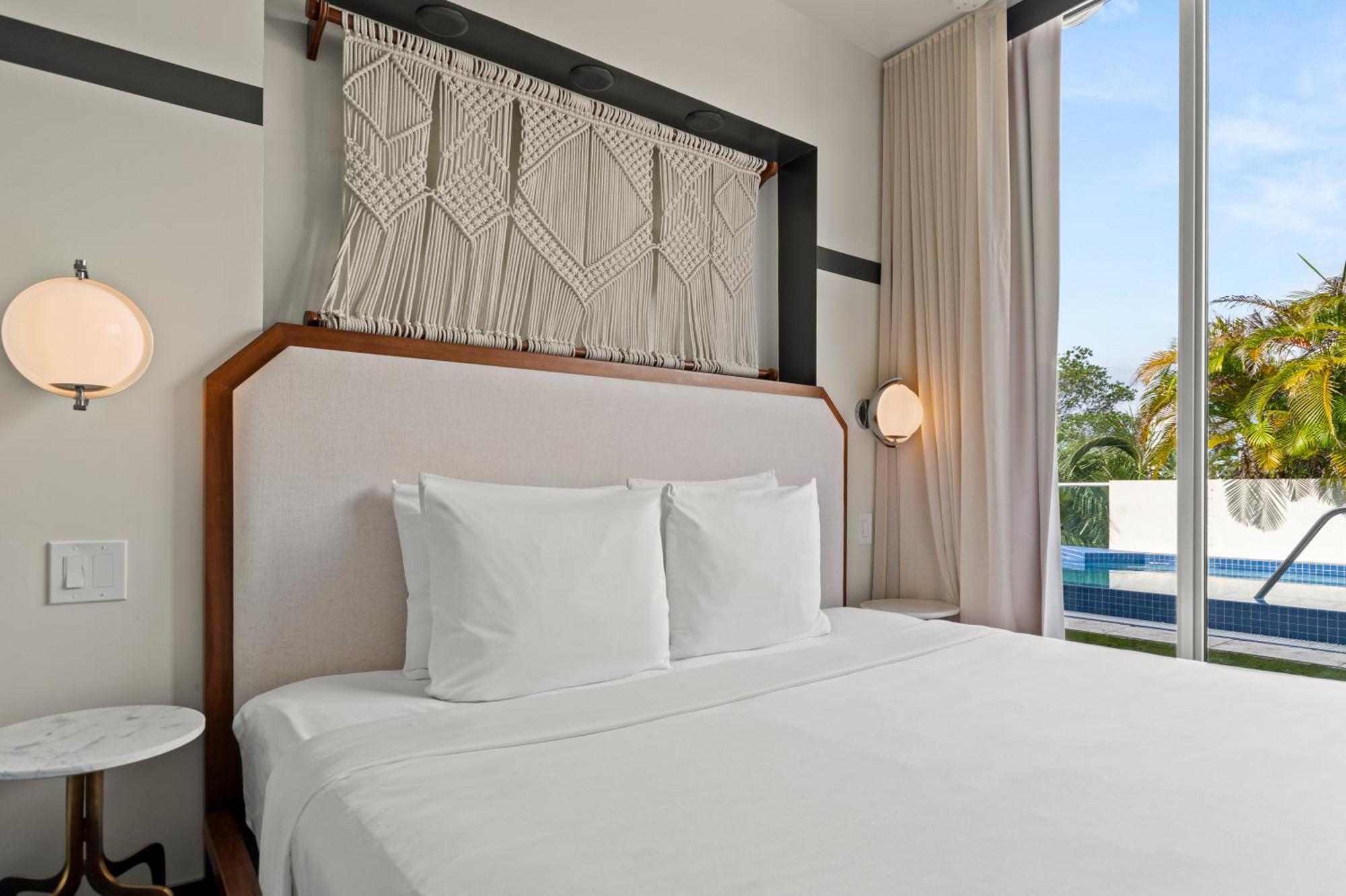 The Daydrift Hotel