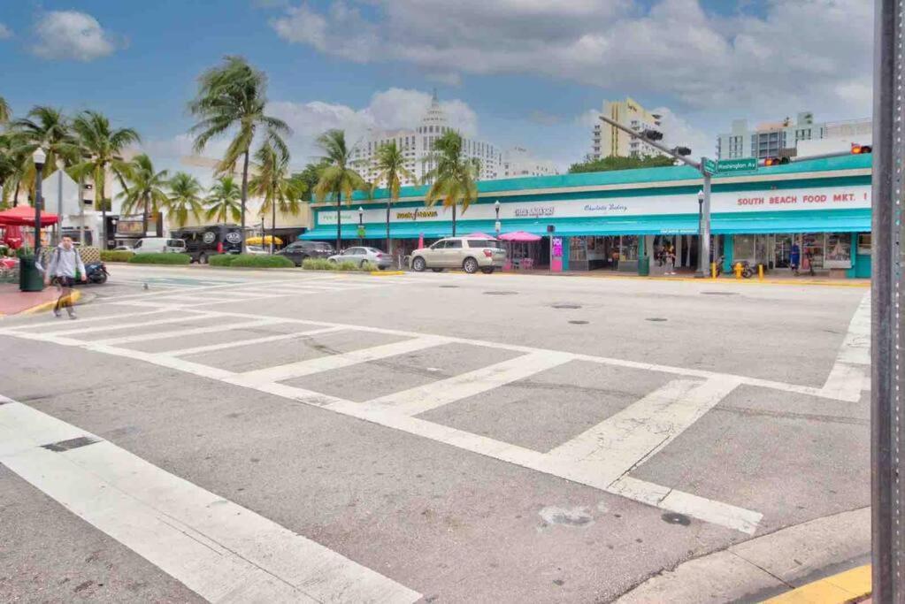 Apartment Tropical Haven Pool & 2blocks To *