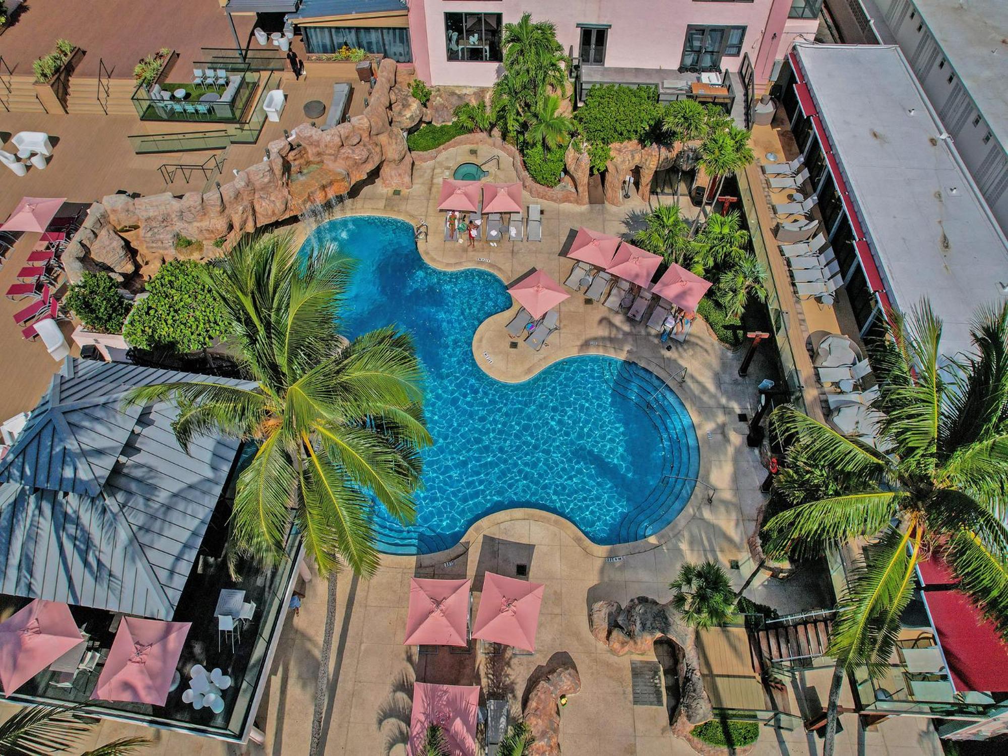 Ocean View Beachside Bliss Service 1218 Miami Beach