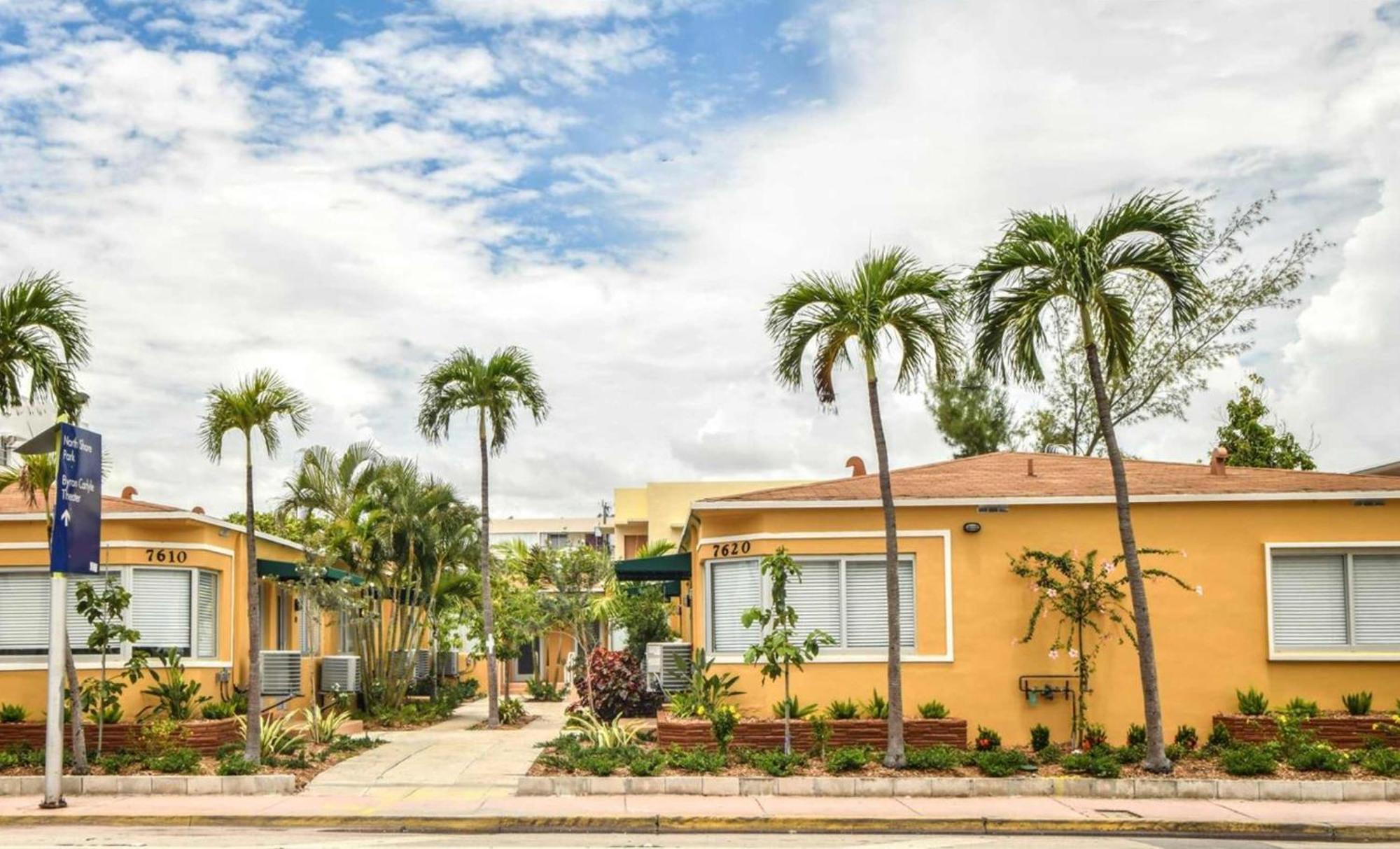Apartment Family Friendly Steps To Miami With Free Parking