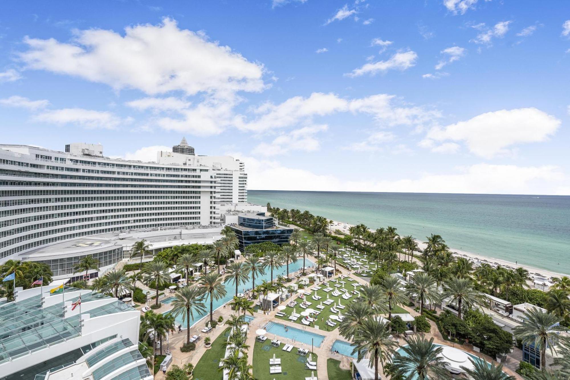 Junior At Sorrento Residences- Fontainebleau Miami Apartment *