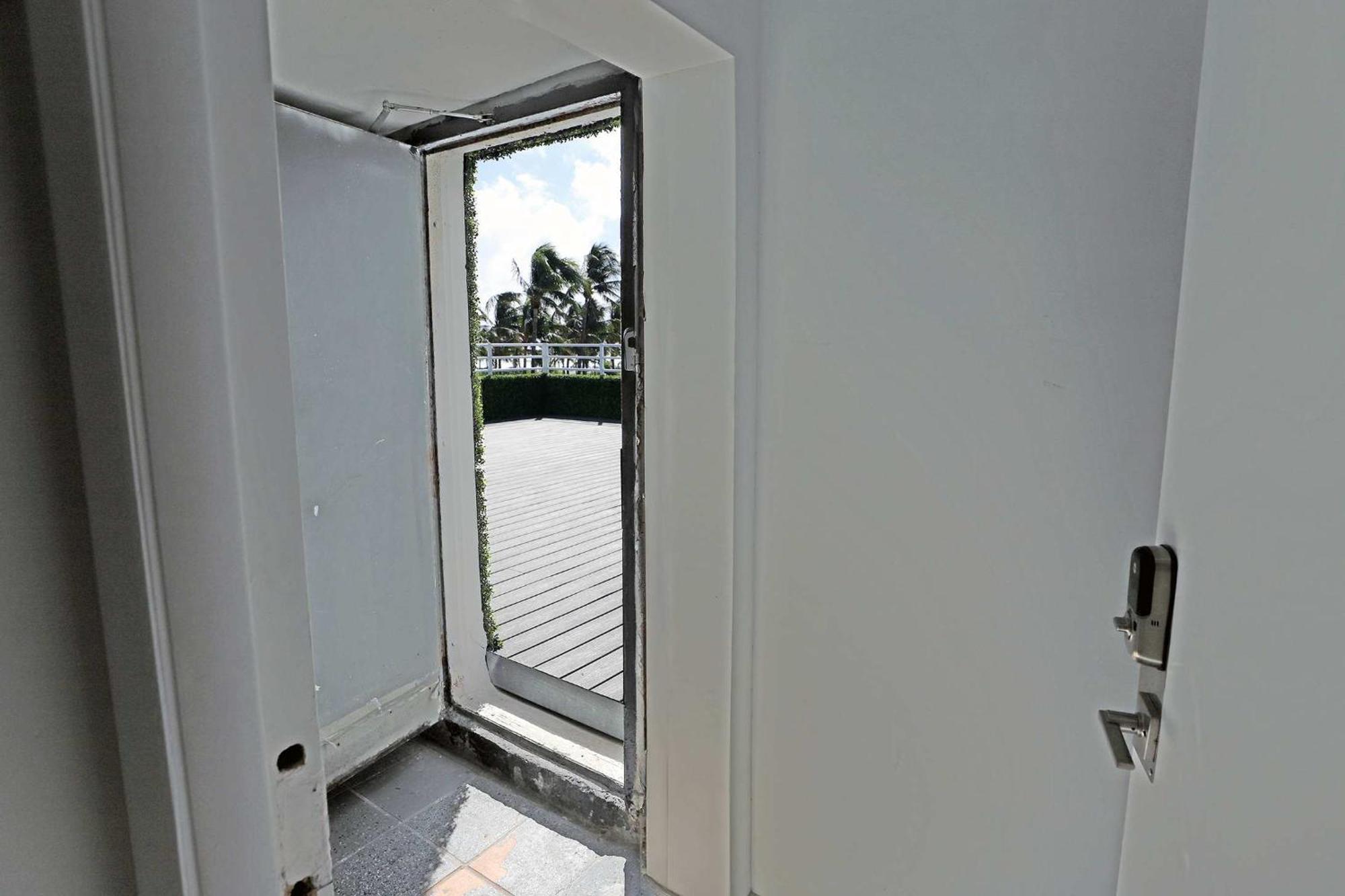 Apartment Rooftop Retreat On Ocean Drive With View Miami Beach
