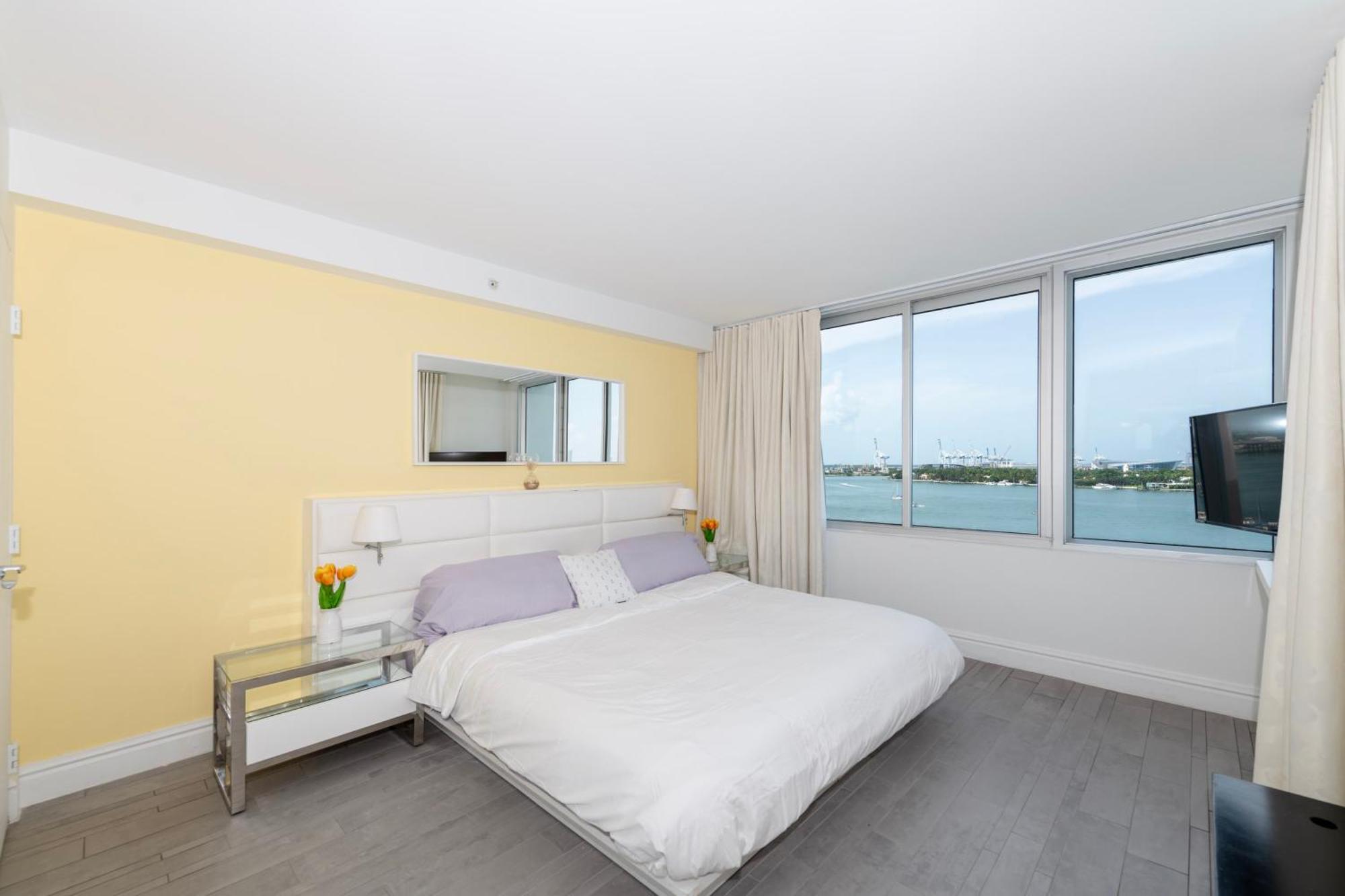 1100 West South Luxe Miami By Joe Semary *