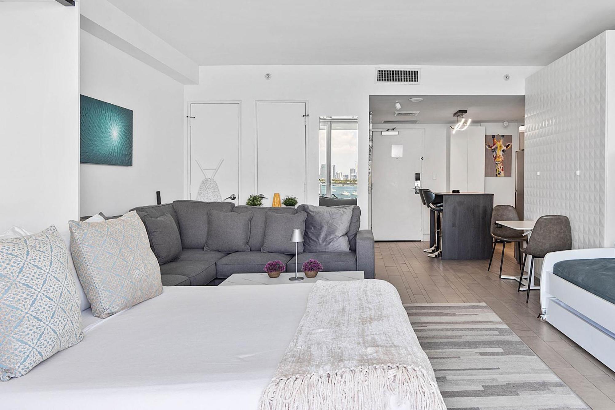 1100 West South Luxe Miami By Joe Semary Apartment *