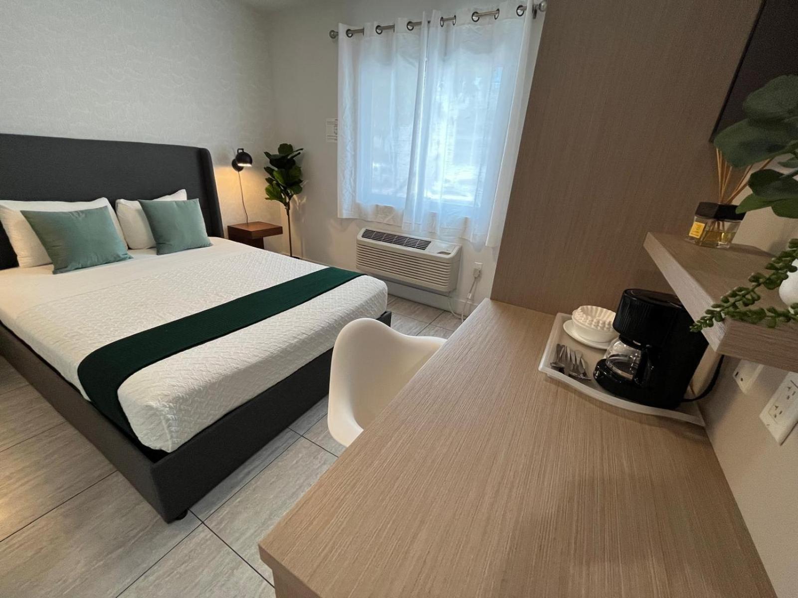 7130 Costa Boutique Apartment Miami Beach