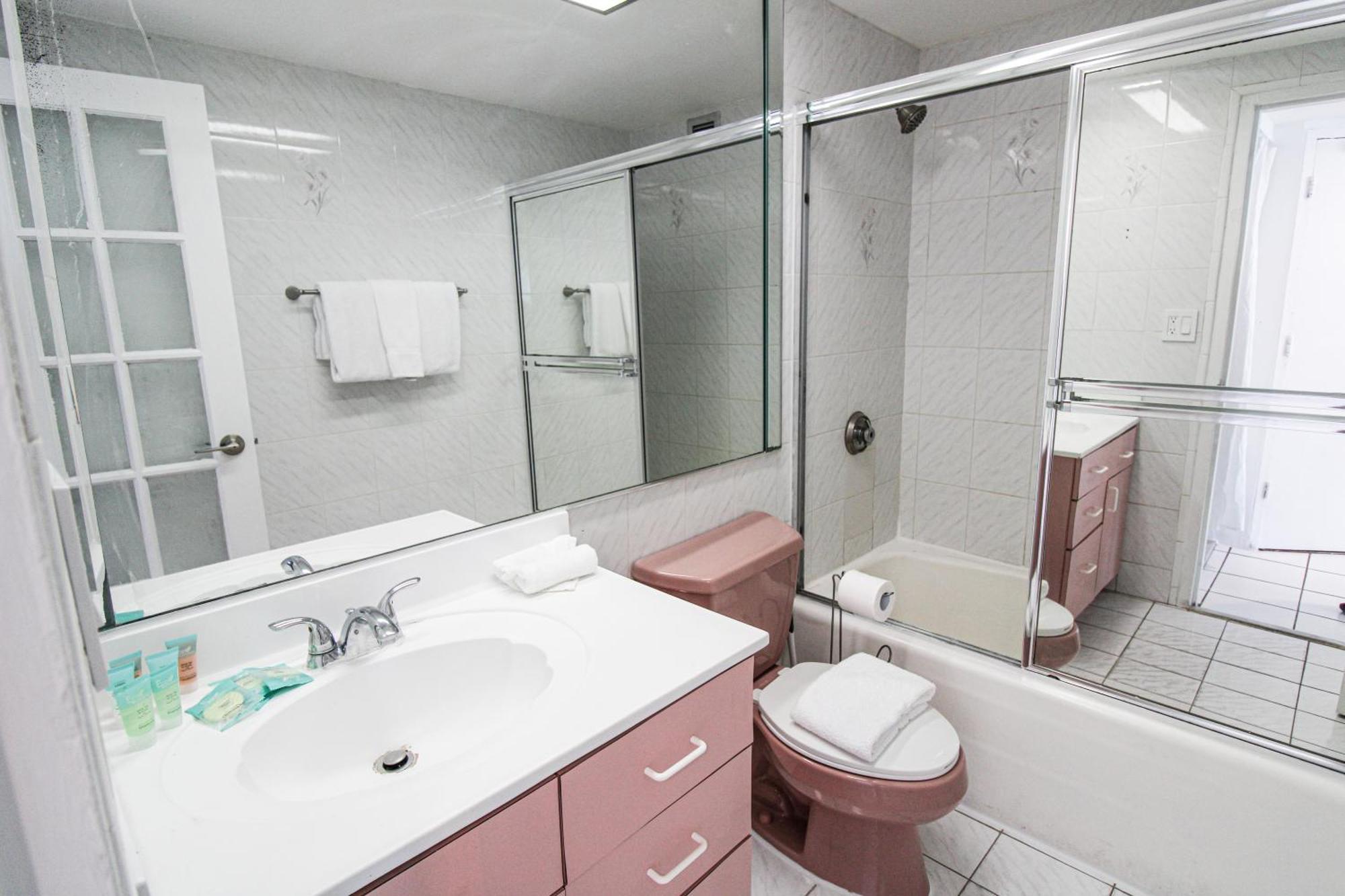 Holiday home Castle 1133 Ocean View Studio, Pool And Access, Free Parking, Tennis And More!
