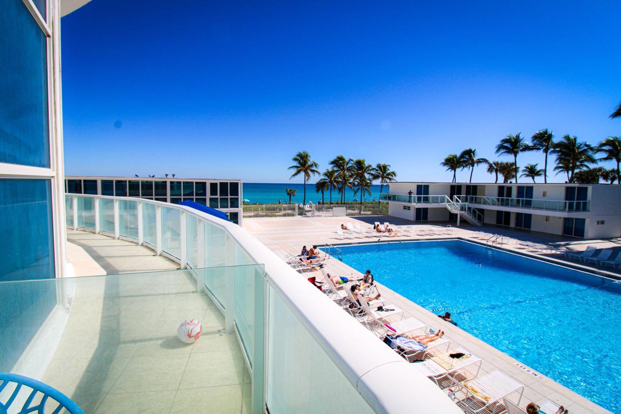 Castle L5 Oceanview Double-loft With Pool, Access, Tennis, Free Parking! * Miami Beach