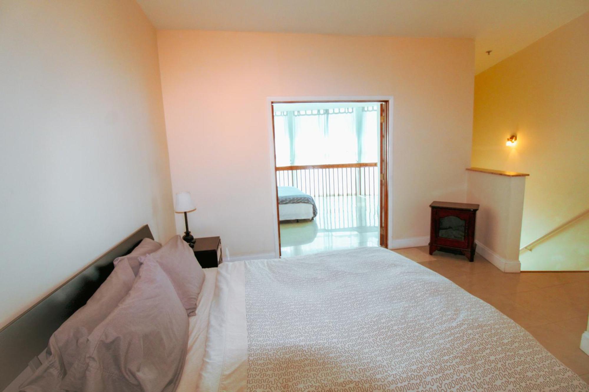 Castle L5 Oceanview Double-loft With Pool, Access, Tennis, Free Parking!