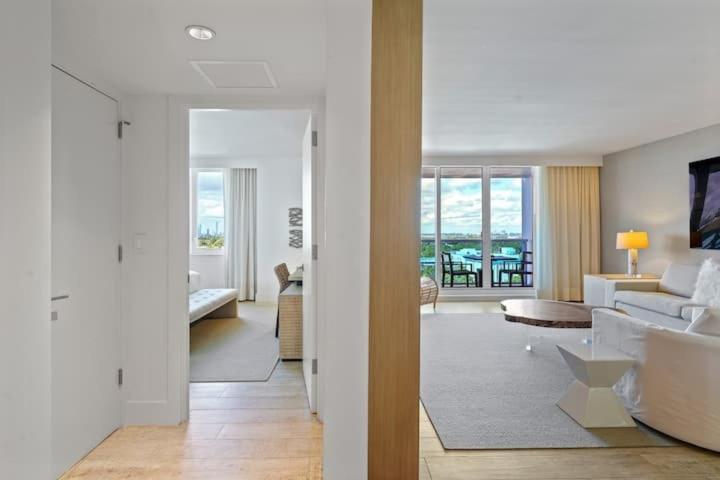 1 5star 1br-1ba Beachfront W-balcony * Miami Beach