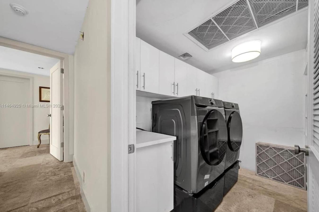 Exquisite 3b Penthouse W Huge Overlooking Terrace Miami Beach