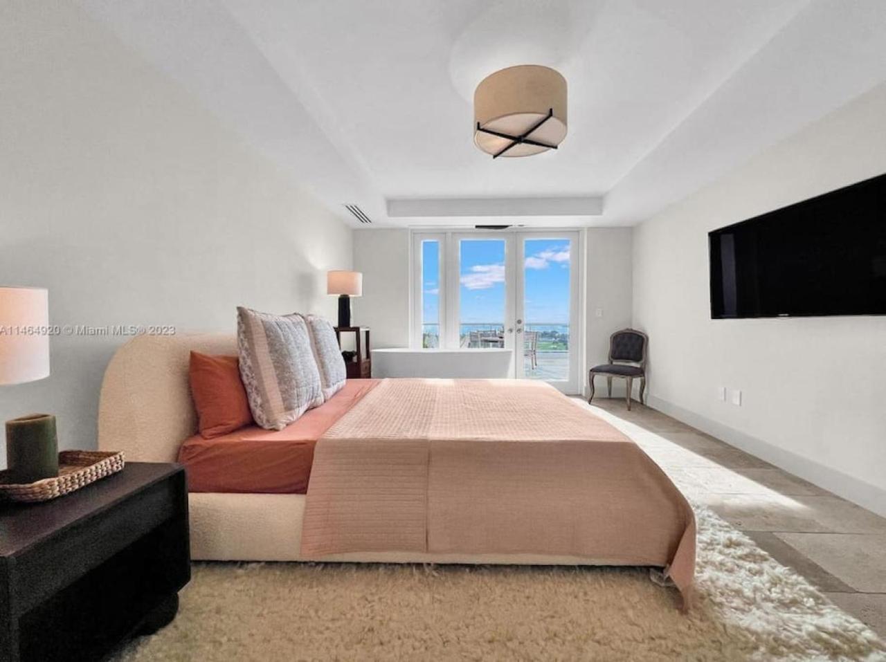 Holiday home Exquisite 3b Penthouse W Huge Overlooking Terrace *
