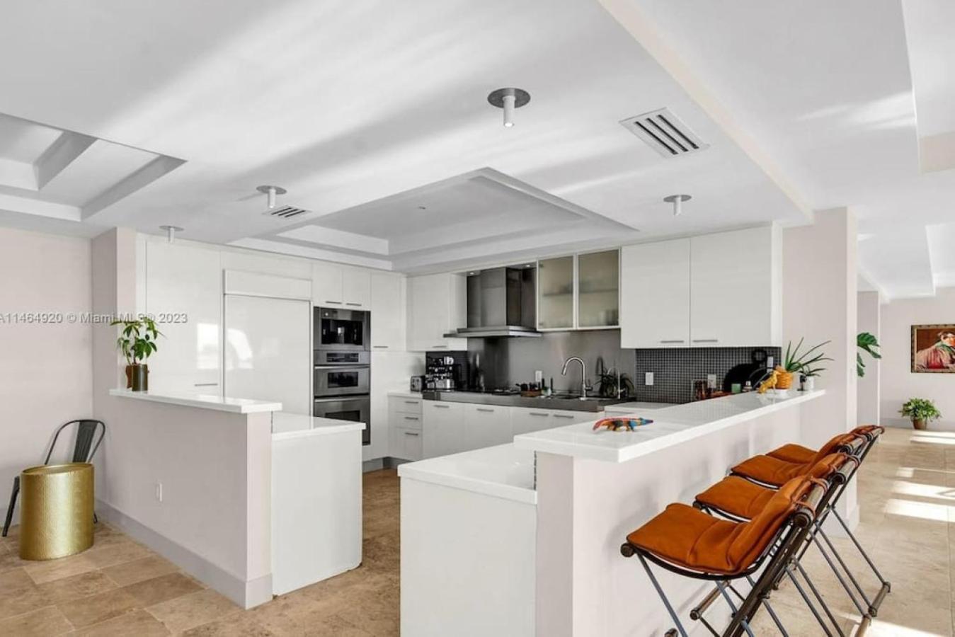 Exquisite 3b Penthouse W Huge Overlooking Terrace * Miami Beach