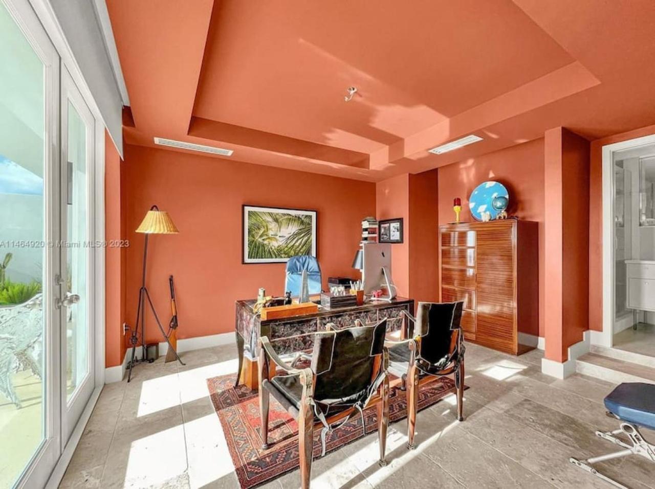 Exquisite 3b Penthouse W Huge Overlooking Terrace Holiday home *