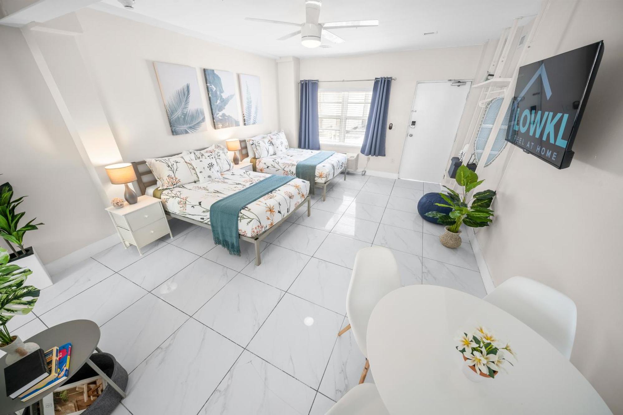 Apartment The Samantha By Lowkl