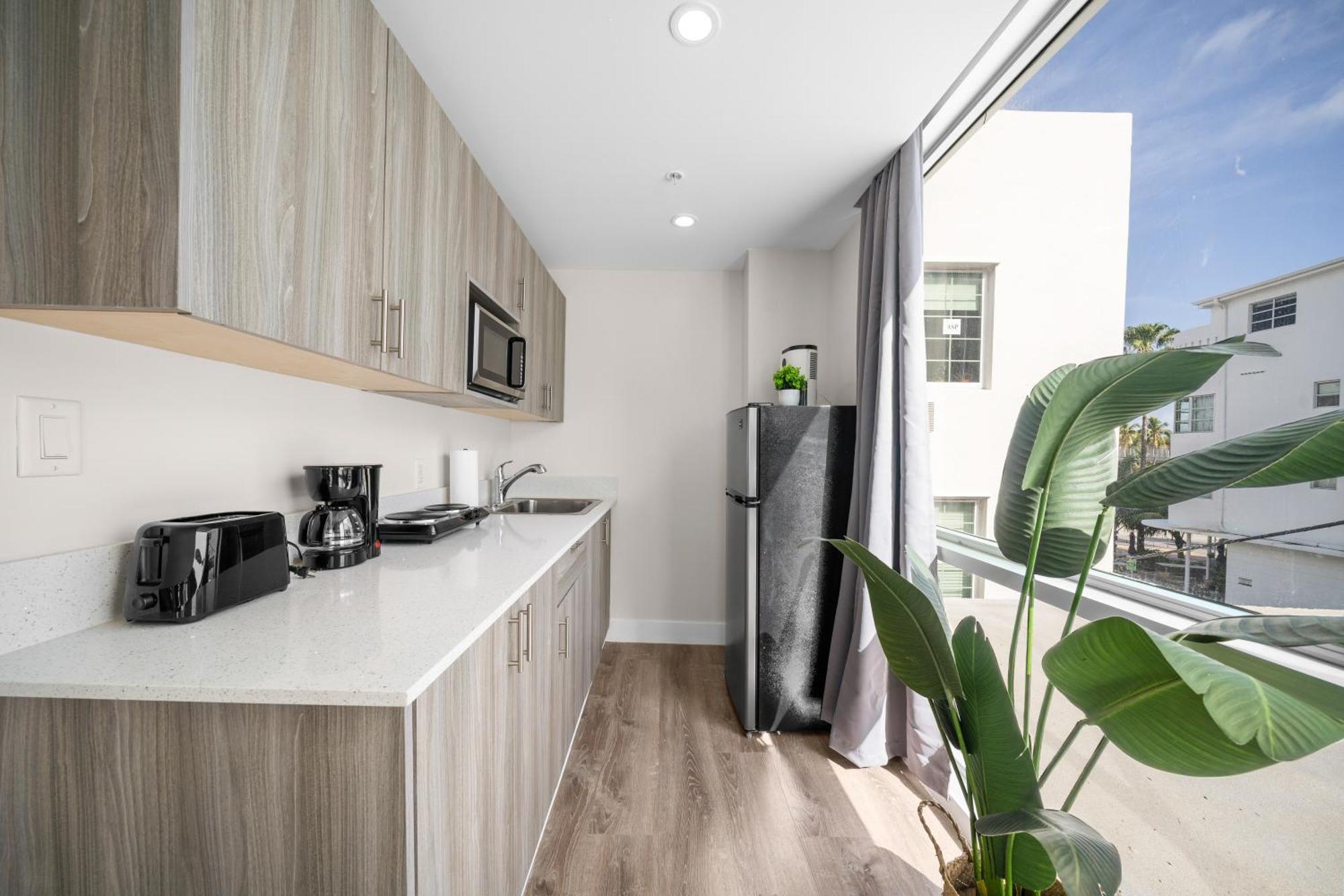 Apartment The Samantha By Lowkl *