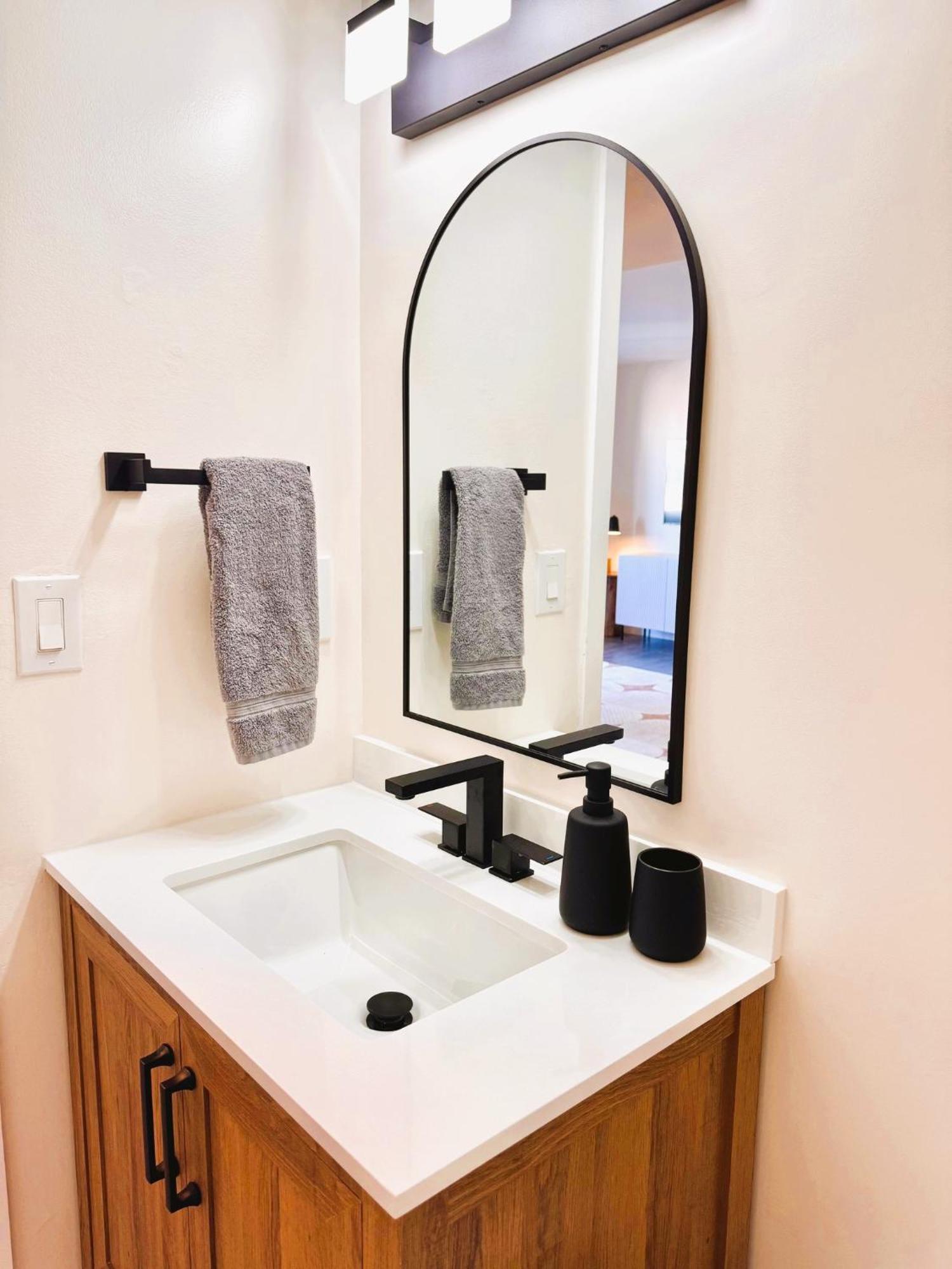 Homey Haven In Vibrant South Apartment Miami Beach