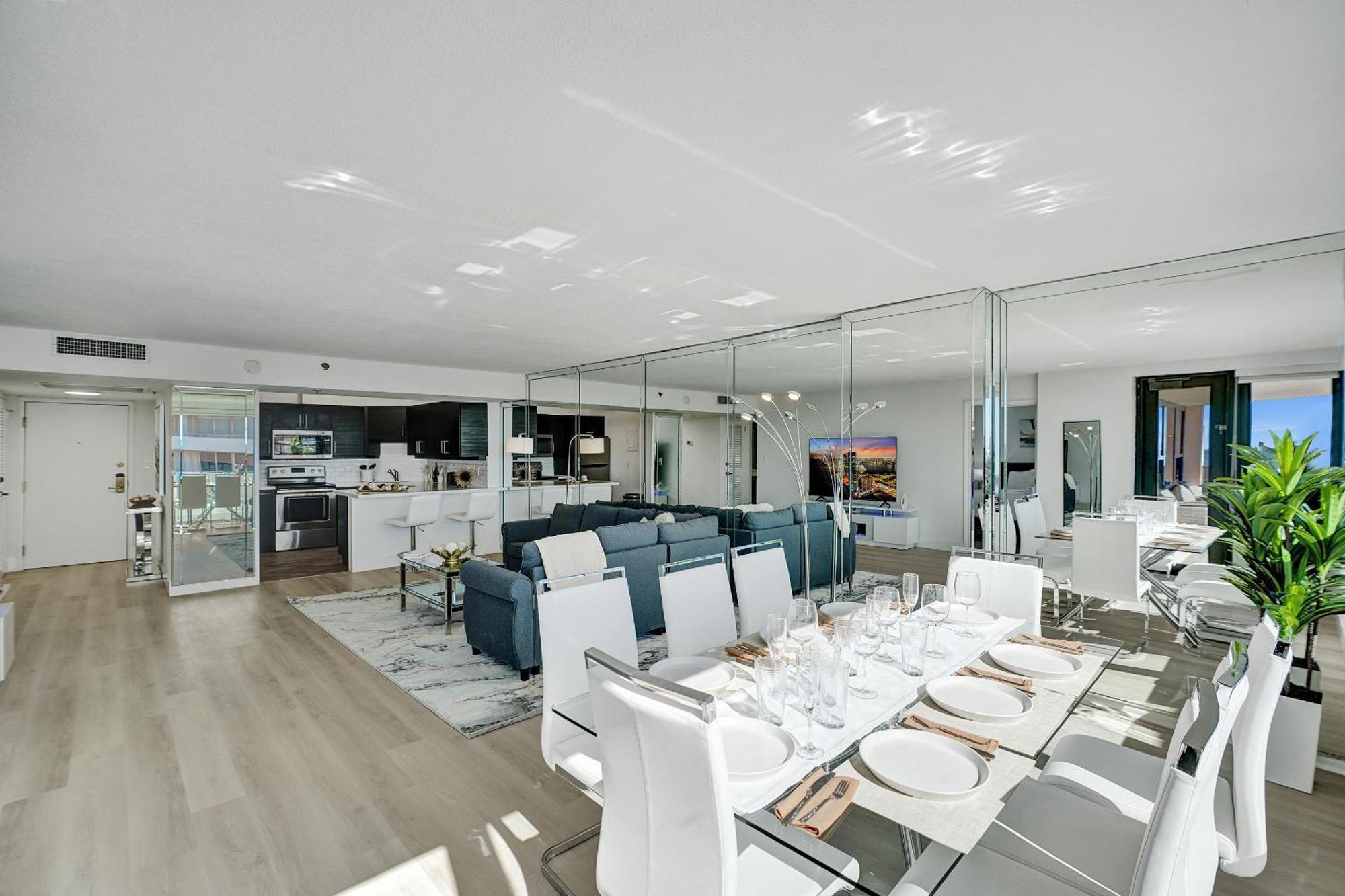 Apartment Luxury Ocean View With Service 1521 *