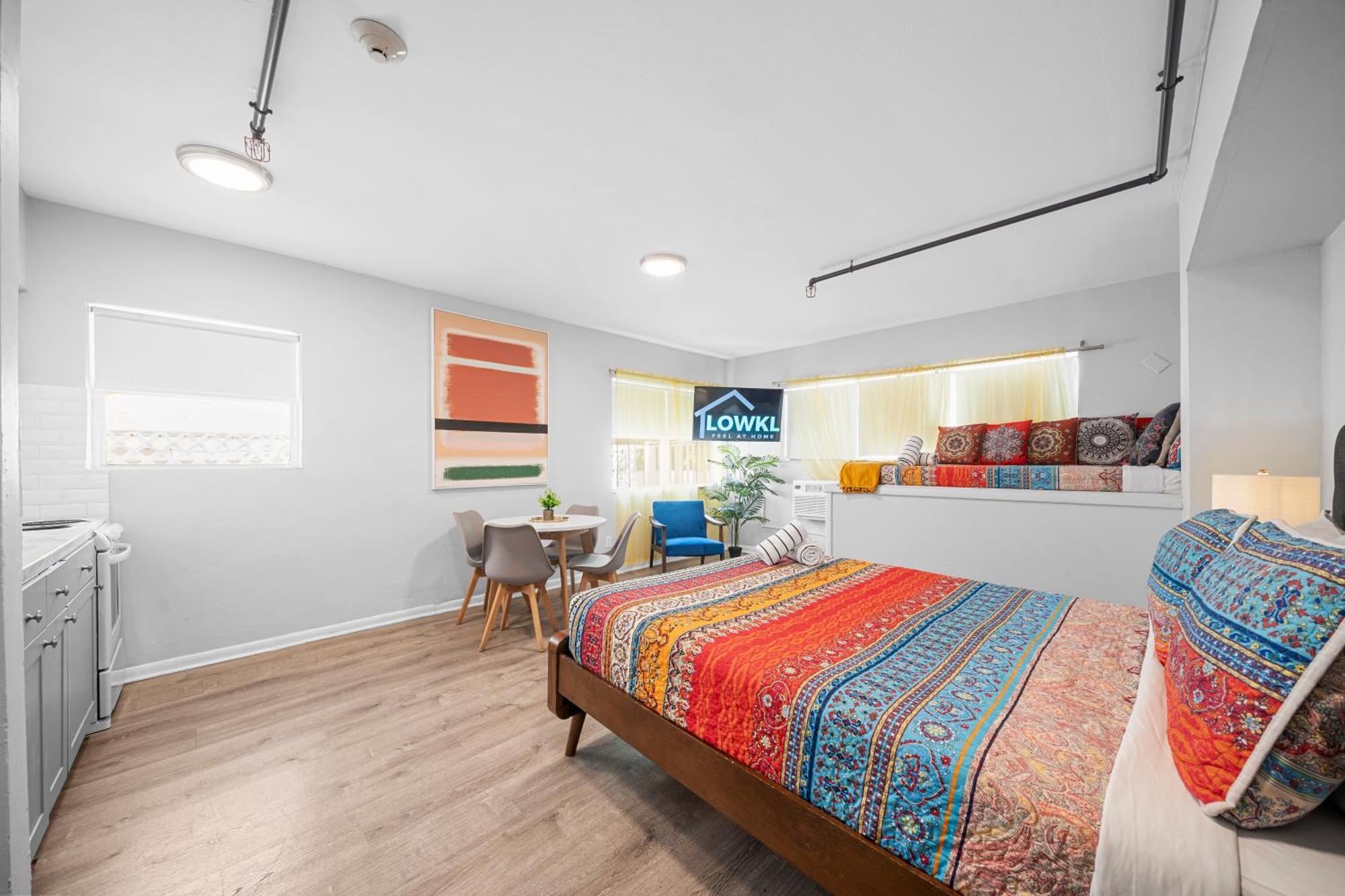 Apartment Rock By Lowkl Miami Beach