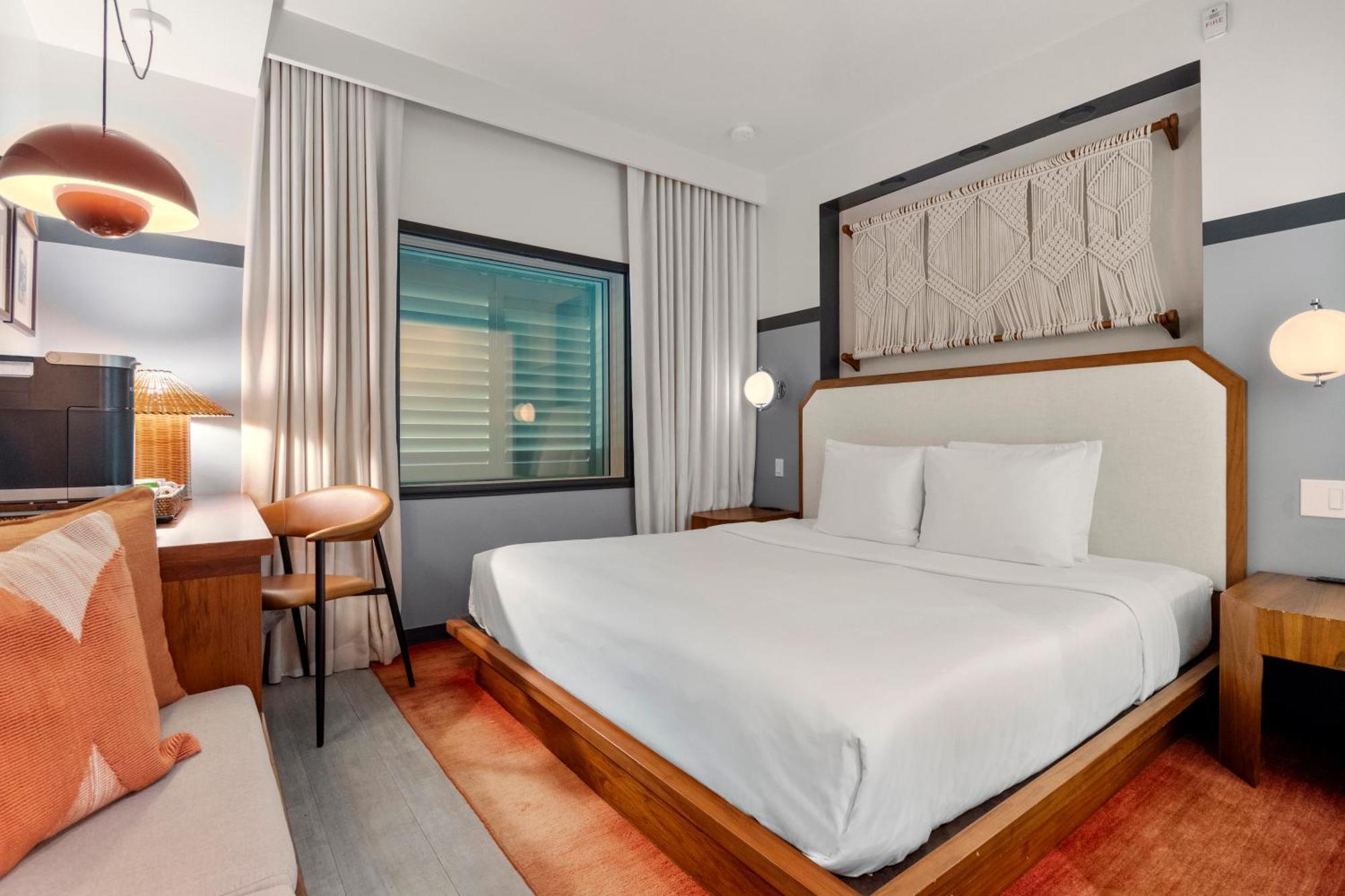 The Daydrift Hotel