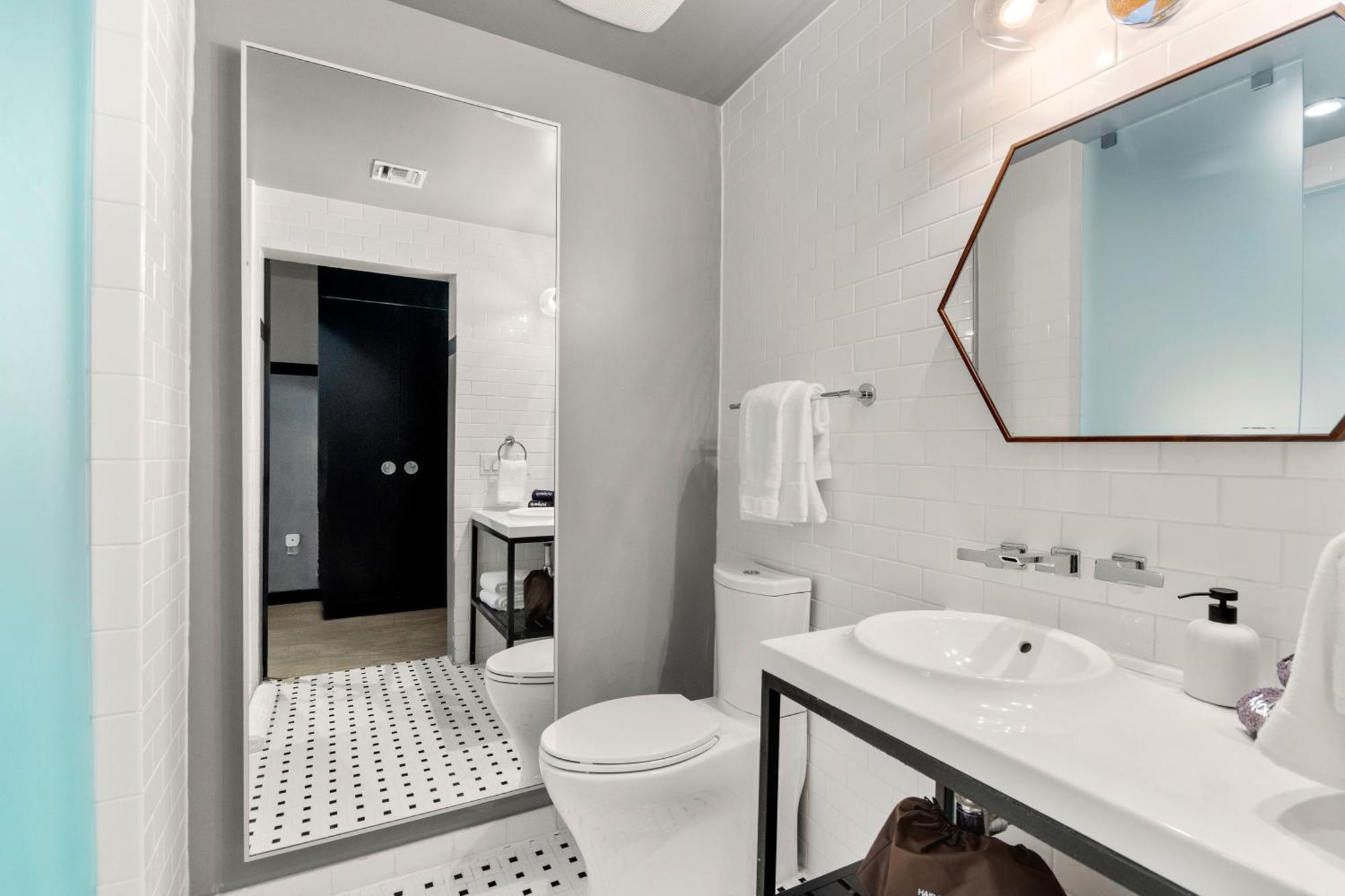 Hotel The Daydrift Miami Beach