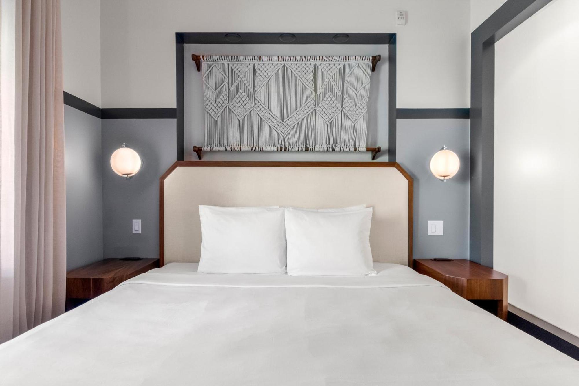 The Daydrift Hotel