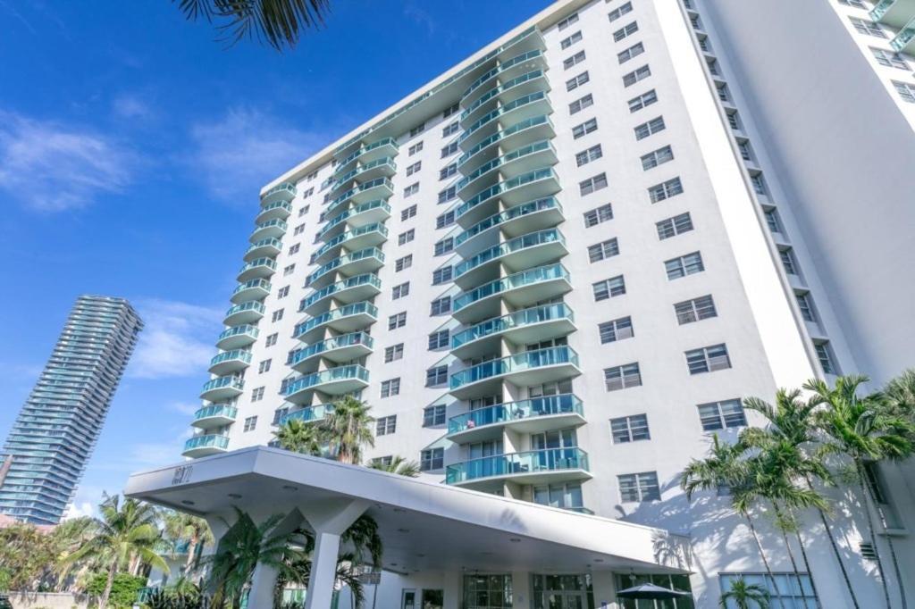 Apartment 2br Luxury Ocean Reserve With Park Views! *