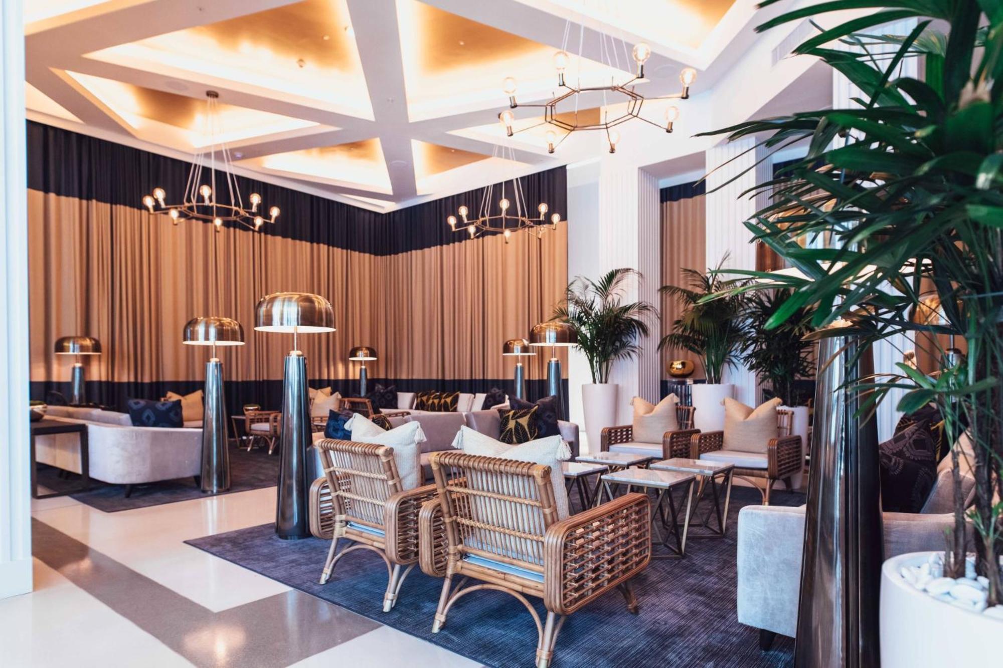 Cadillac & Club, Autograph Collection Hotel
