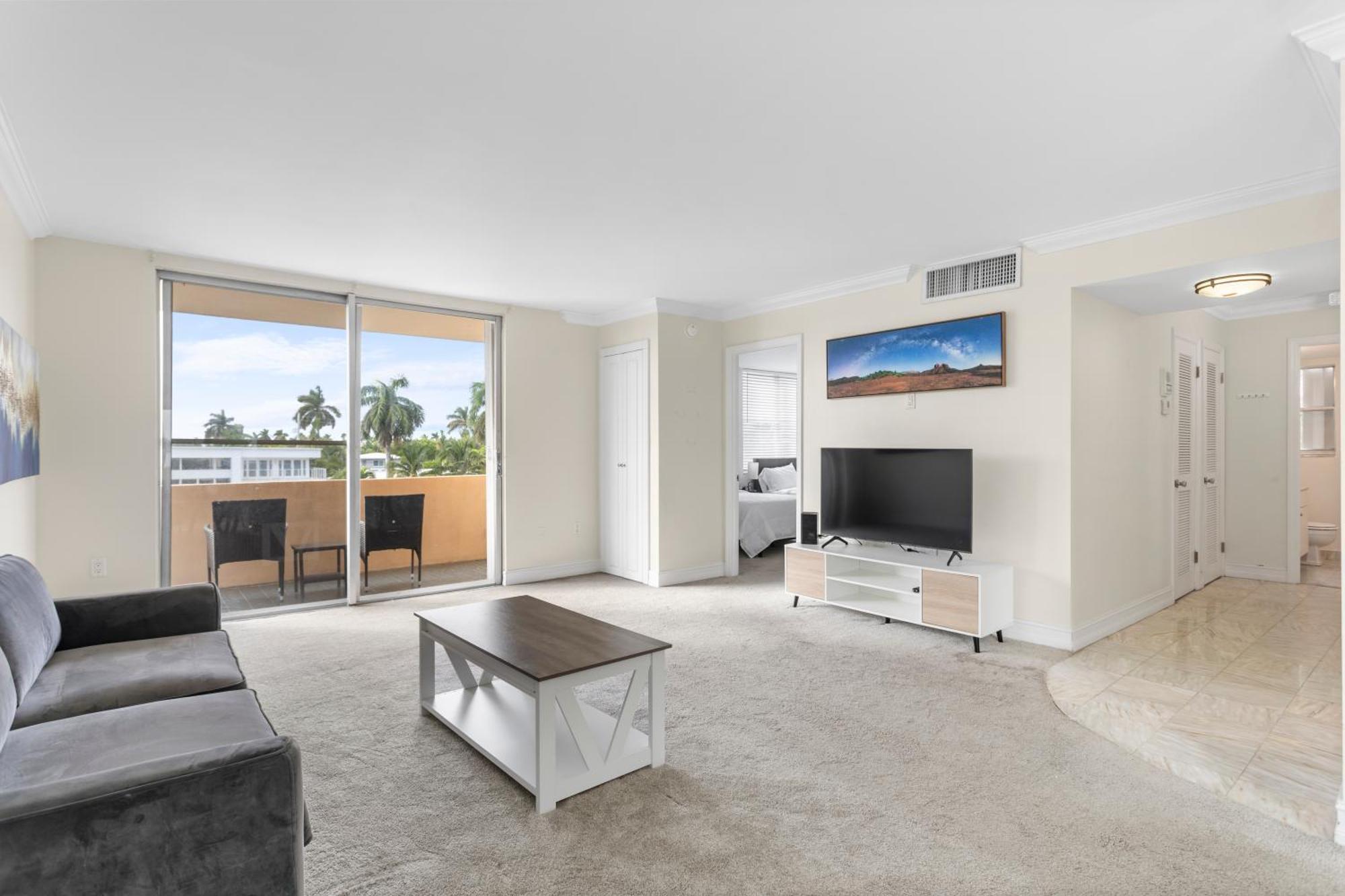 Bay Harbor Sunset 3c Apartment *