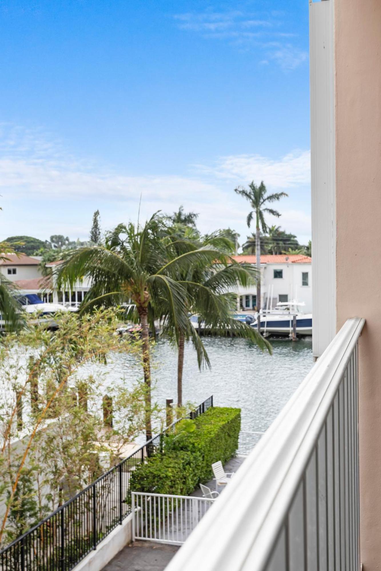 Apartment Bay Harbor Sunset 3b *