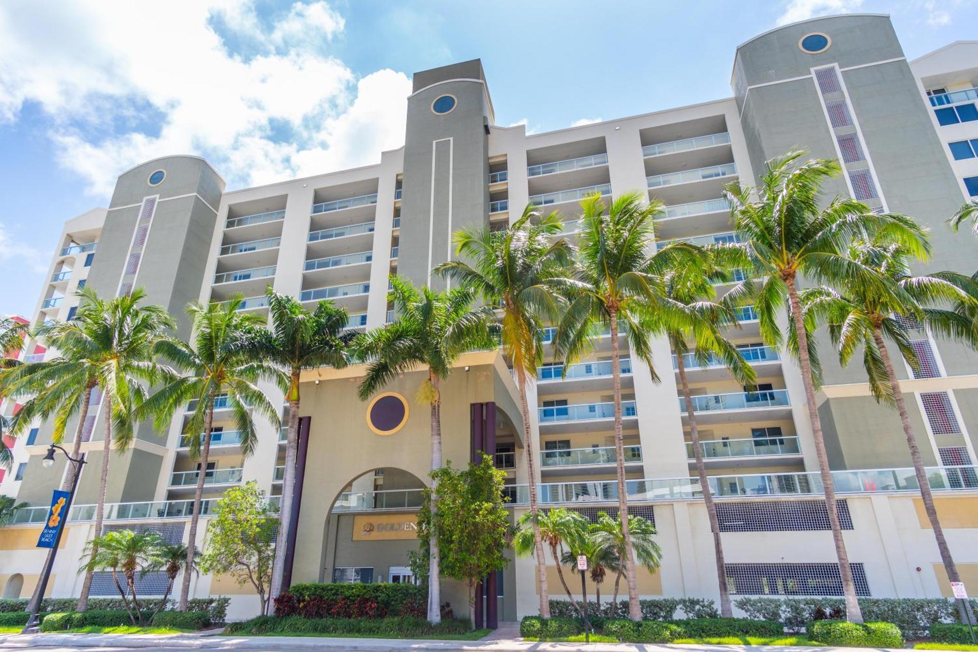 Golden Bay 73 Apartment Miami Beach