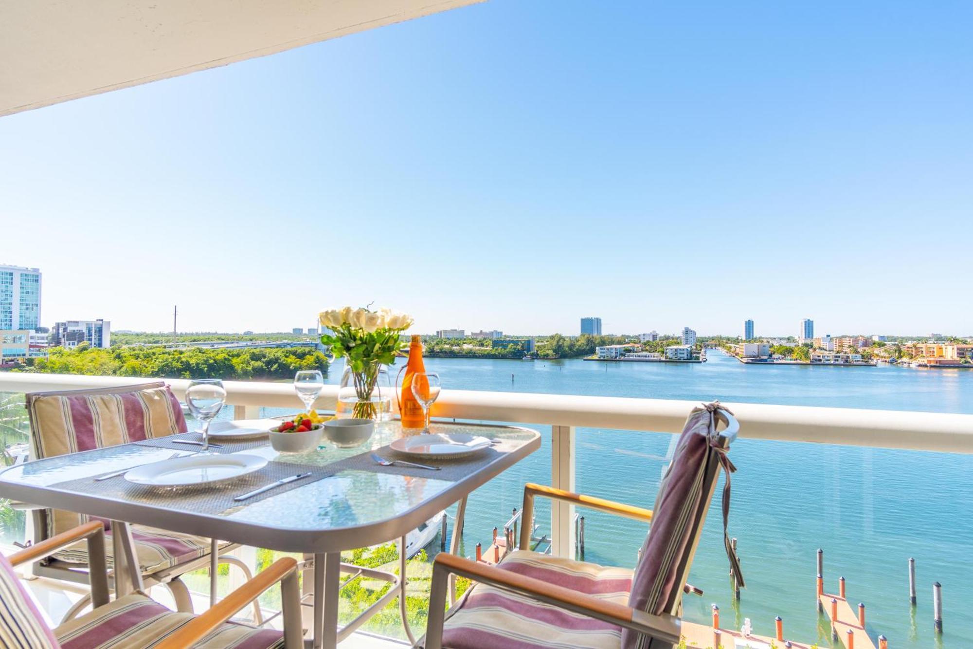 Apartment Golden Bay 73 Miami Beach