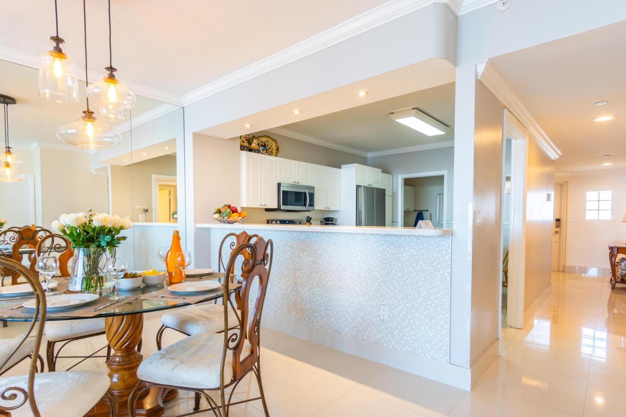 Golden Bay 73 *