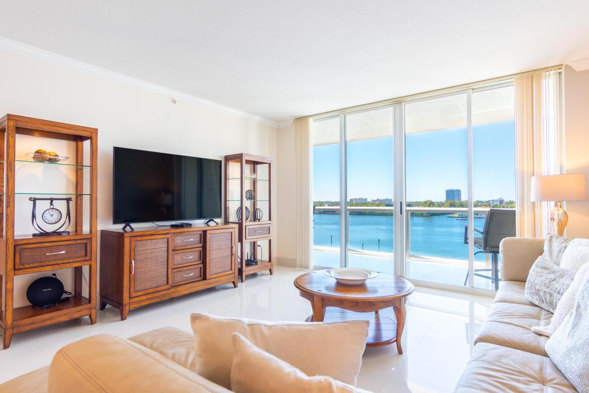 Apartment Golden Bay 73 Miami Beach