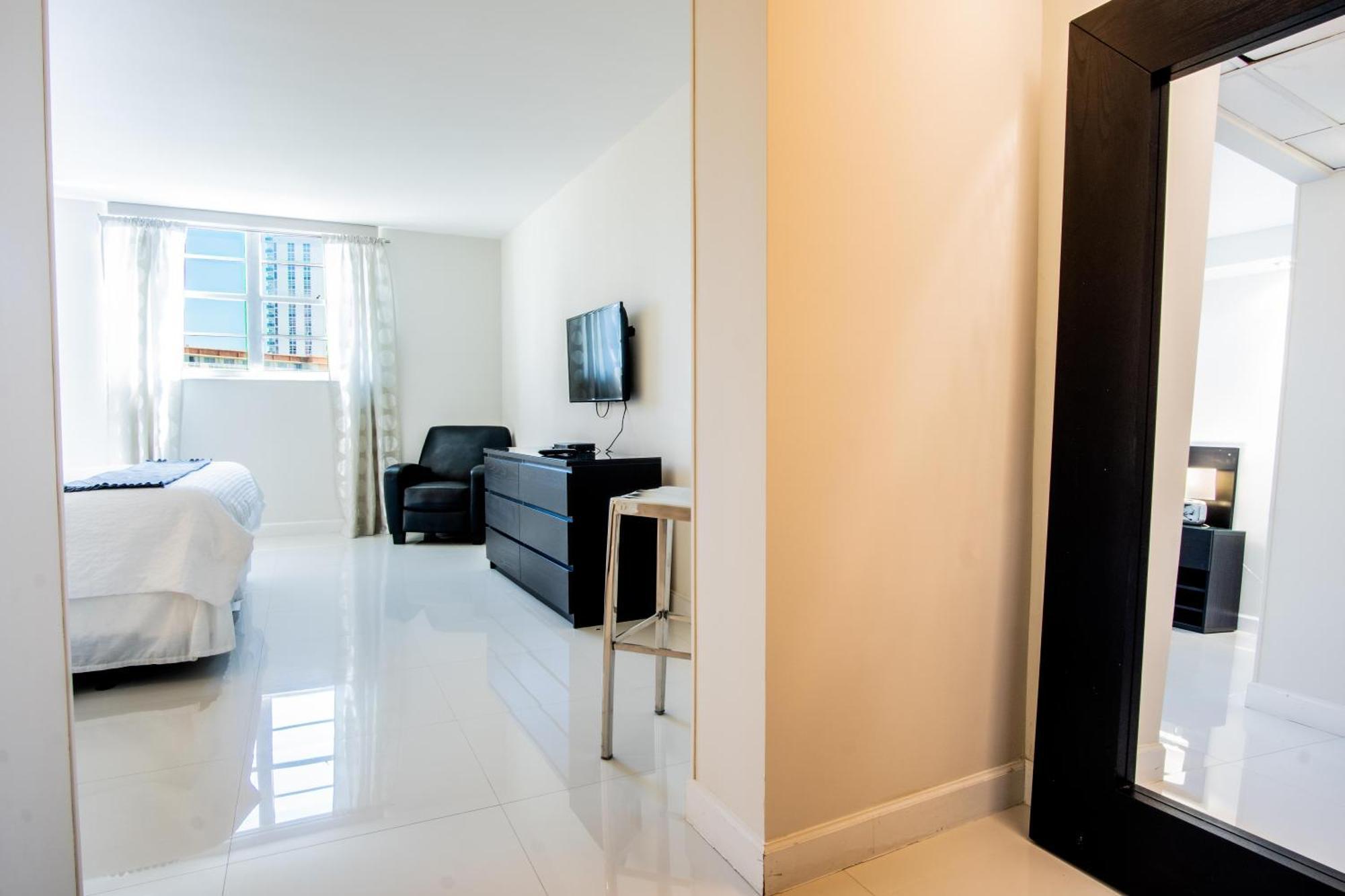 Ocean Reserve 97 * Miami Beach