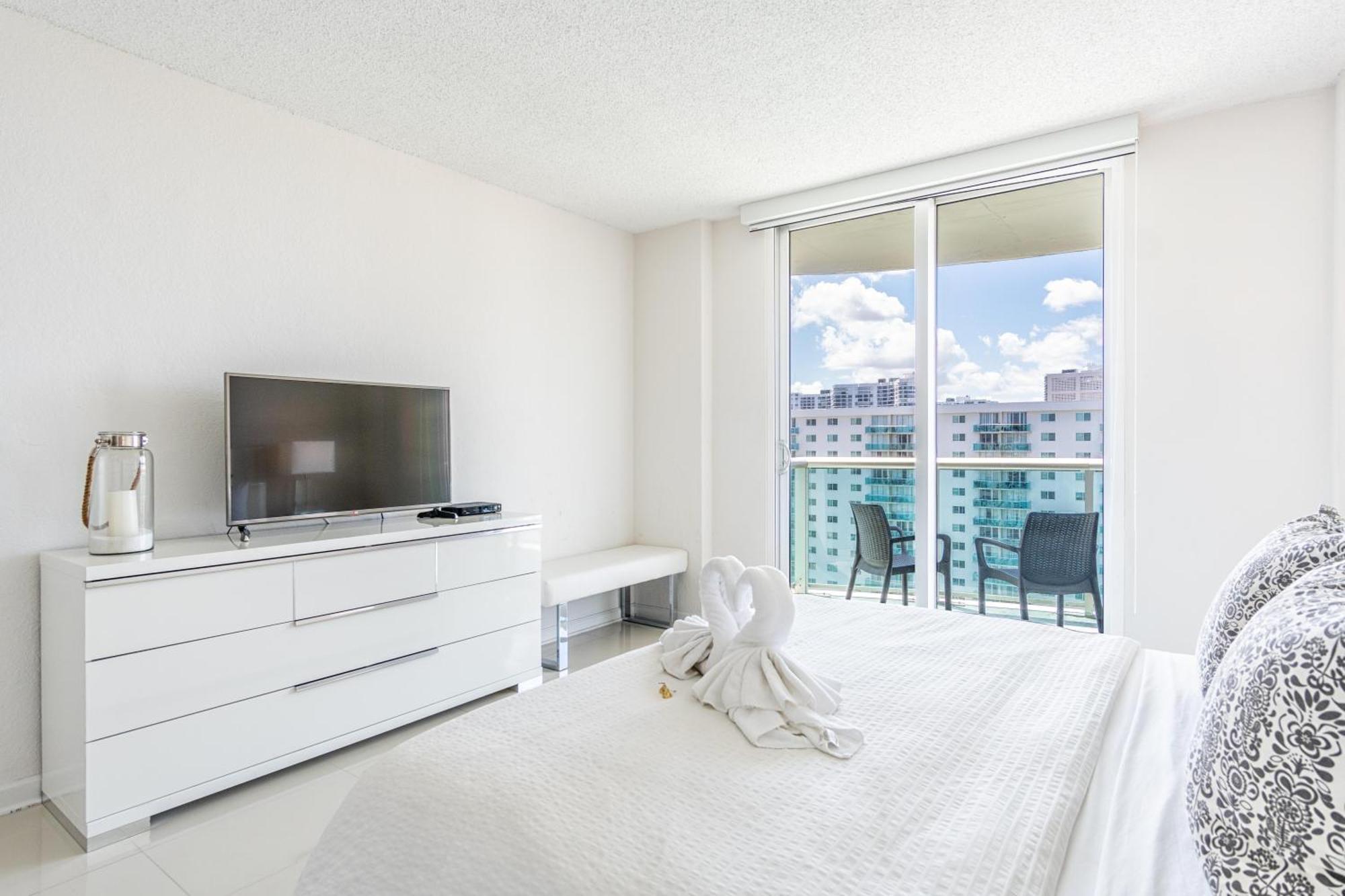 Ocean Reserve 161 Apartment Miami Beach