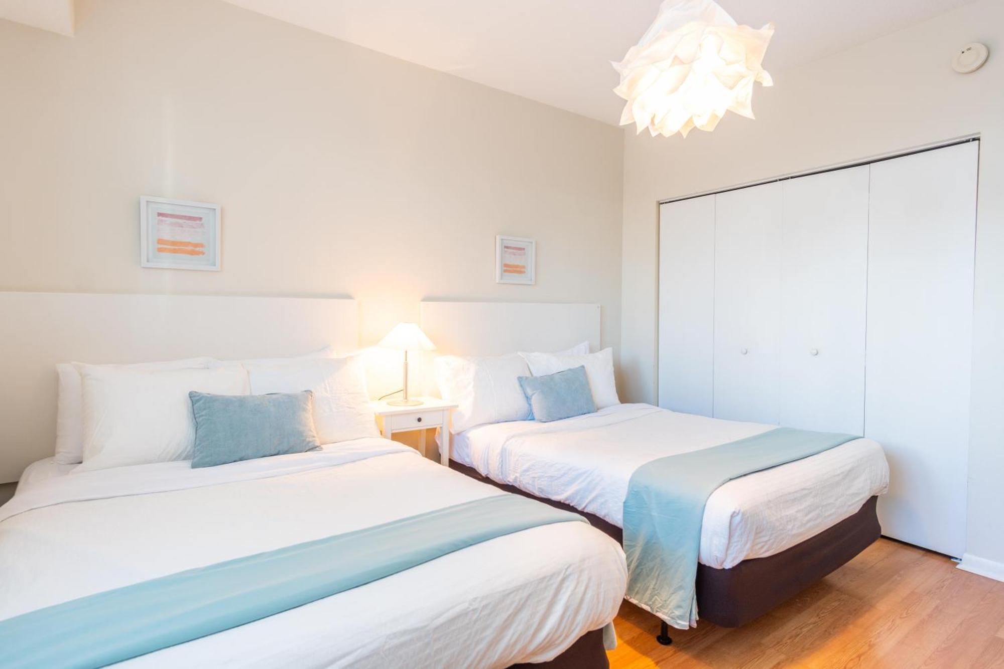 Golden Bay 56 Apartment *