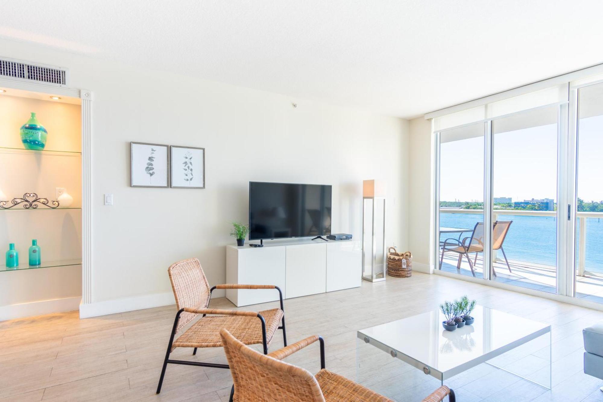 Apartment Golden Bay 58 *