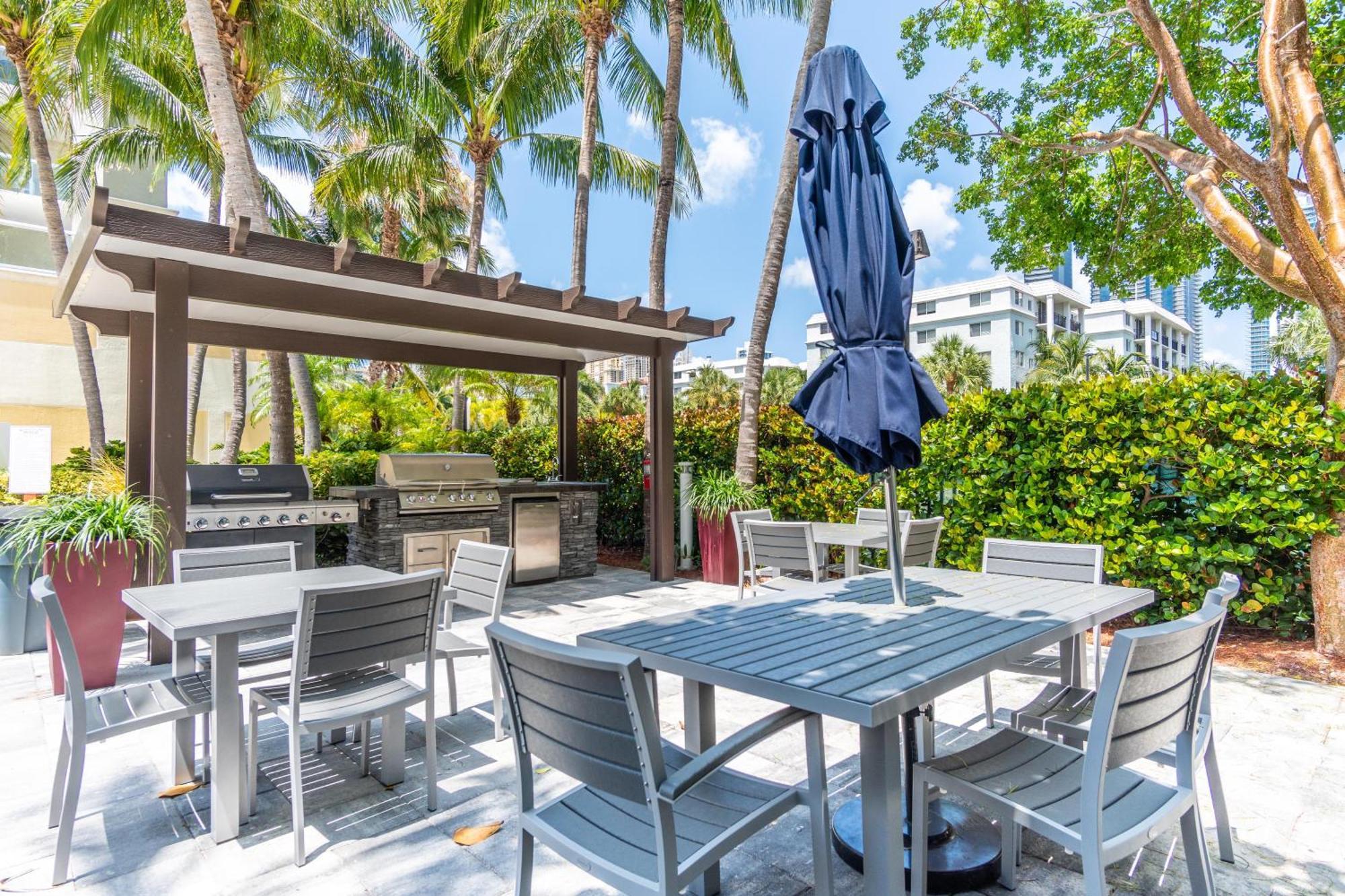 Apartment Golden Bay 32 *