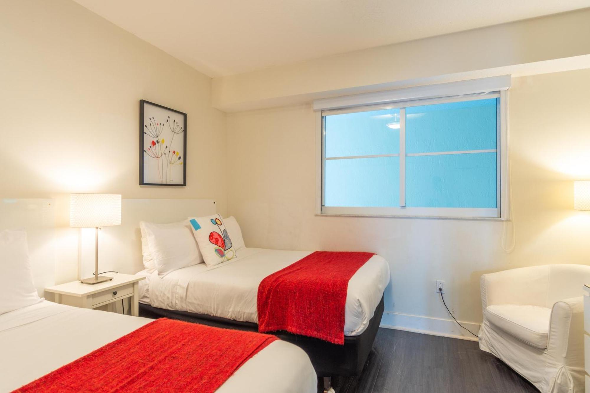 Golden Bay 32 Apartment Miami Beach