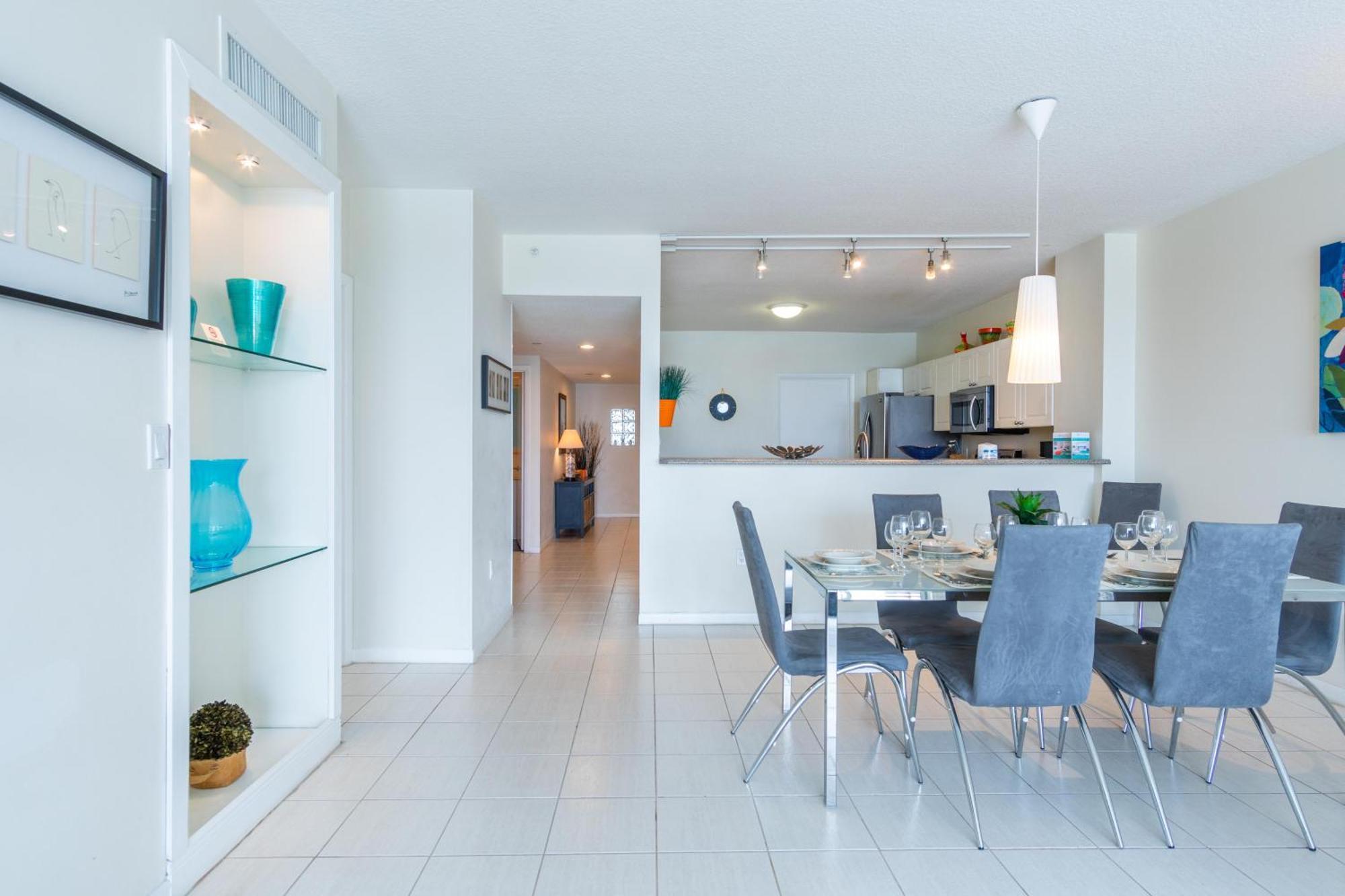 Golden Bay 32 Apartment