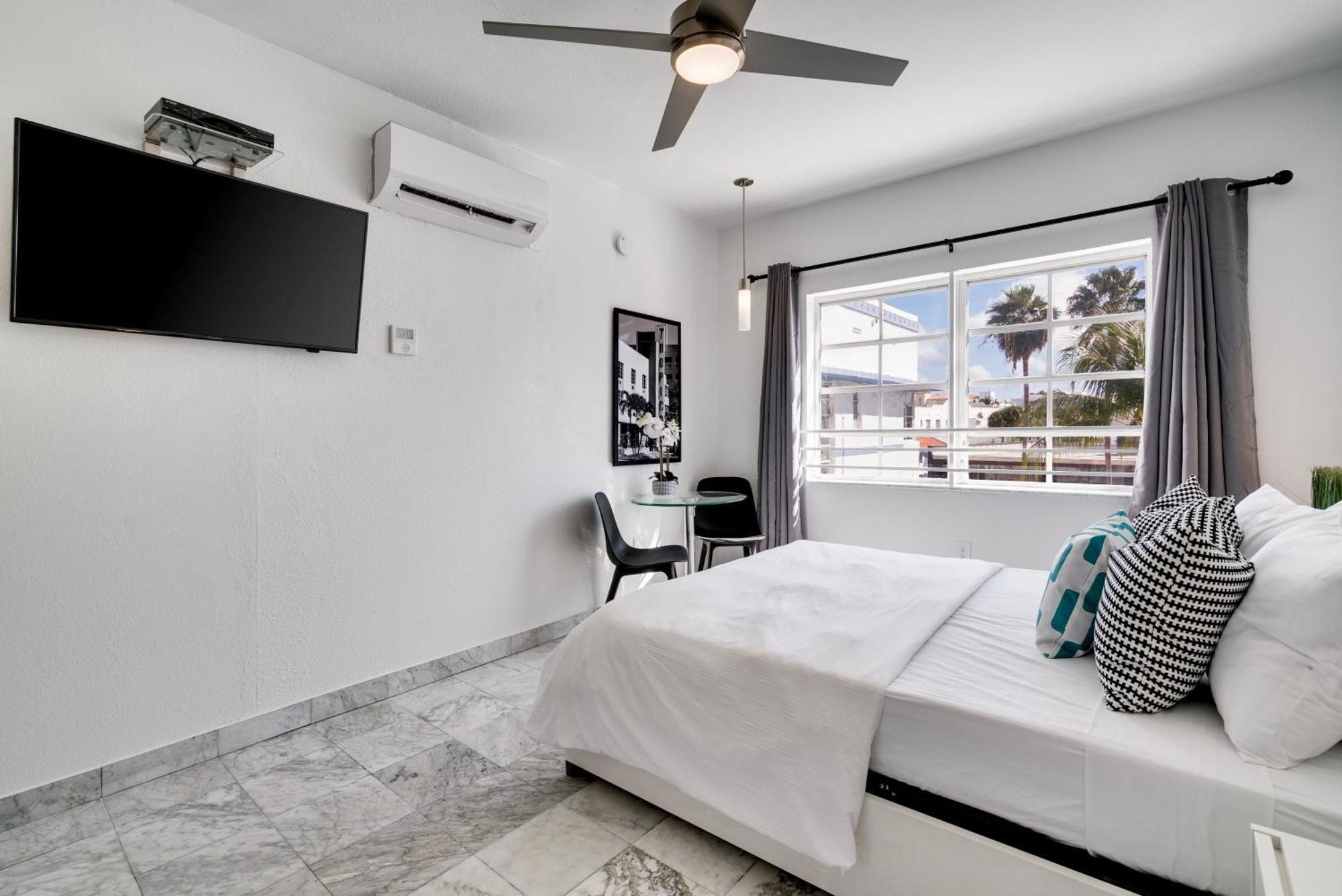 Location By The ! Free Wifi - Tv - Amenities Apartment Miami Beach