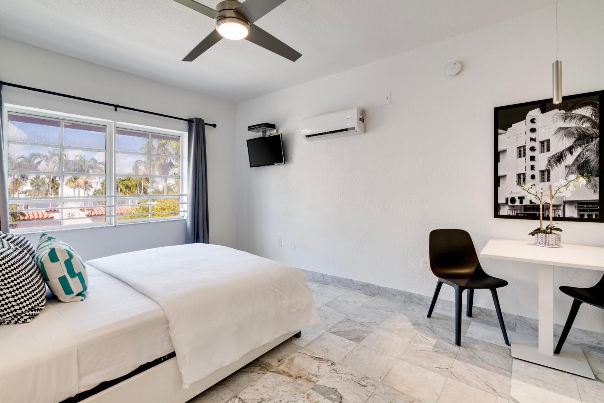 Apartment Location By The ! Free Wifi - Tv - Amenities *