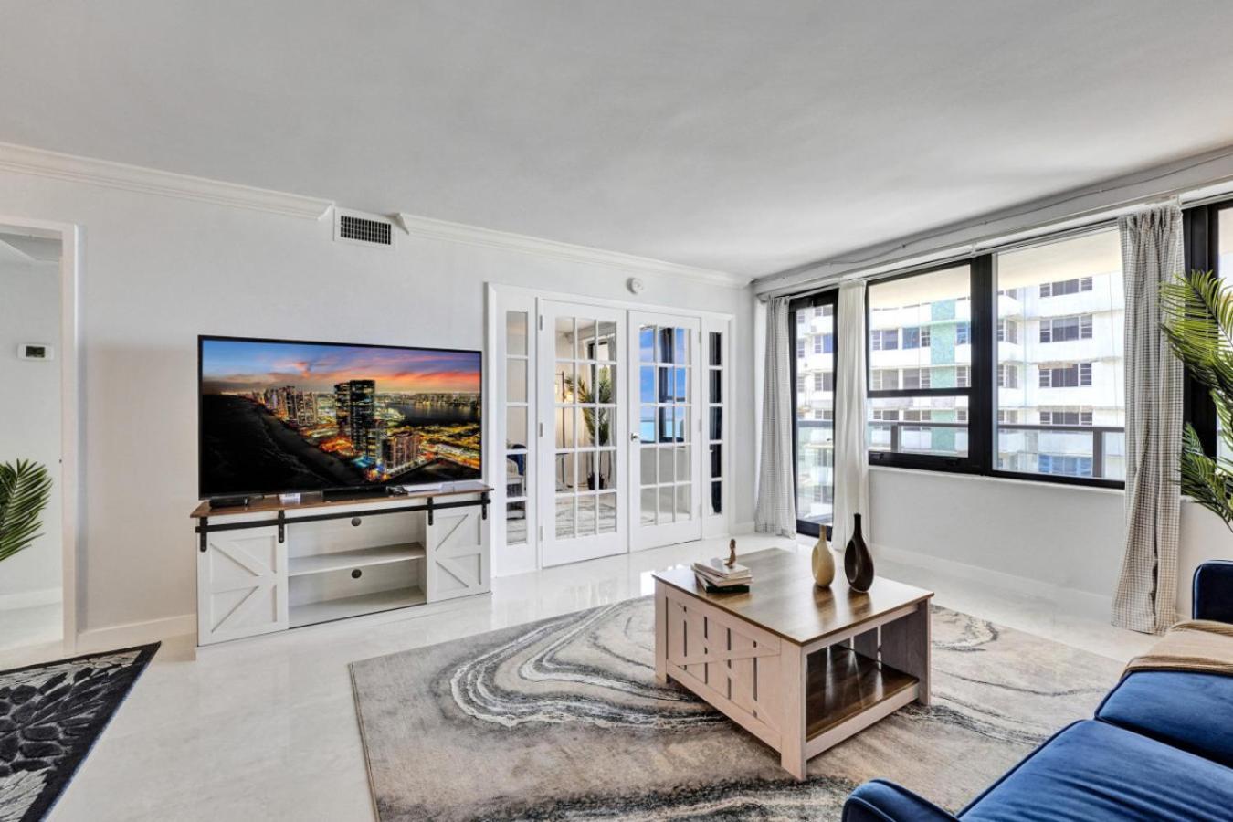 Comfortable 2-bedroom Retreat With Facilities 1108