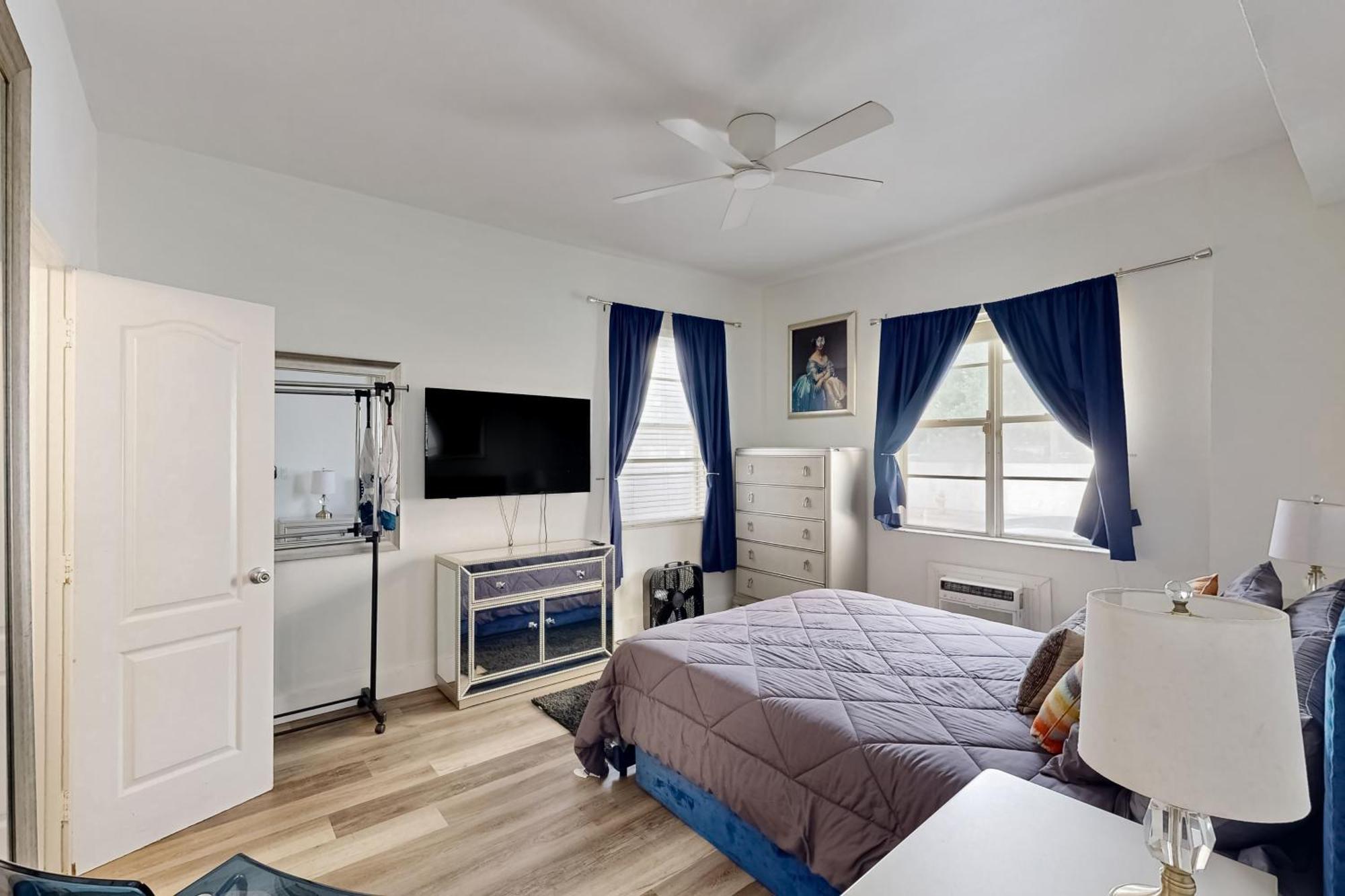 Snug Apartment *