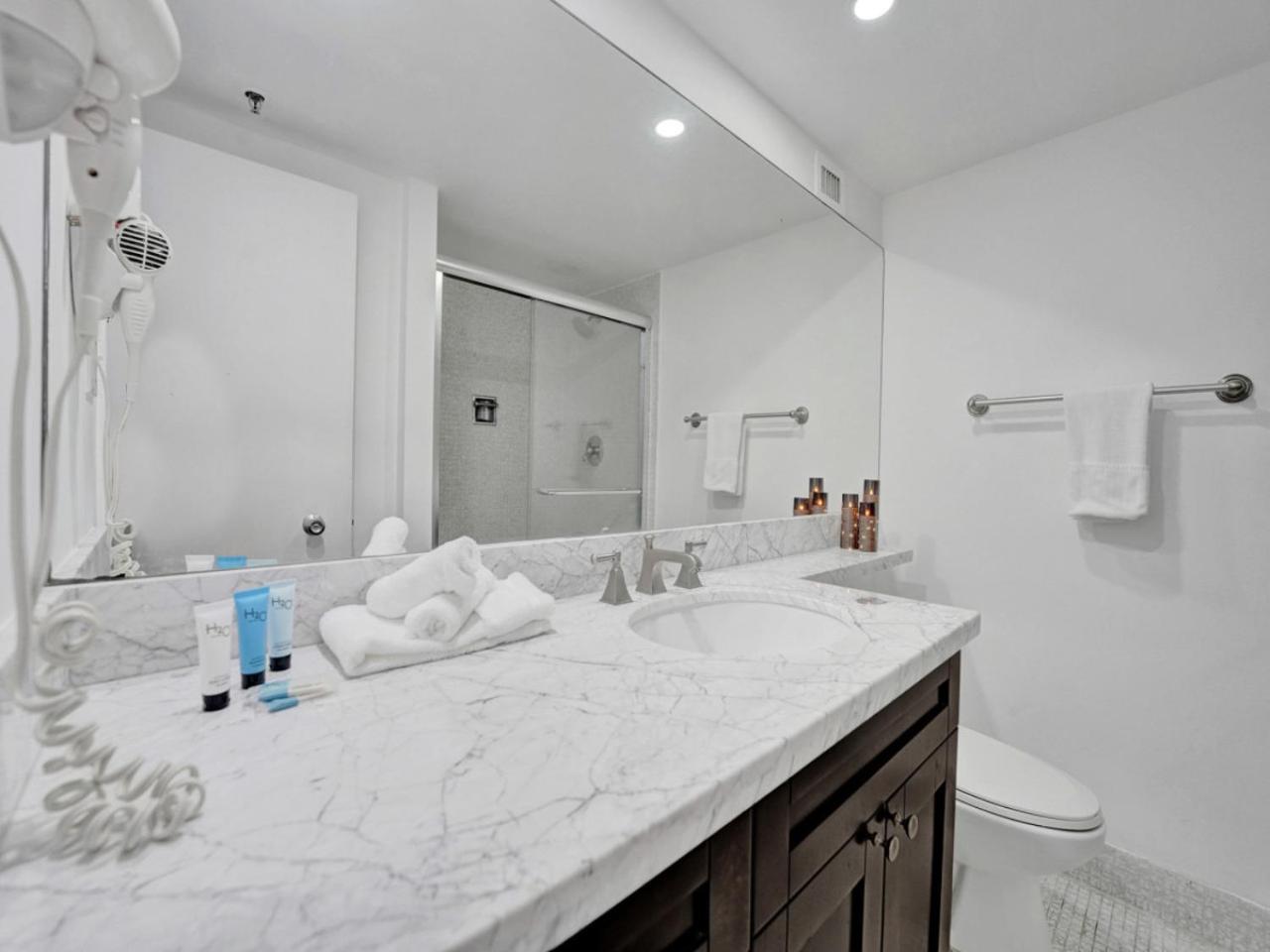 Luxury With Exclusive Amenities 1016 Apartment Miami Beach