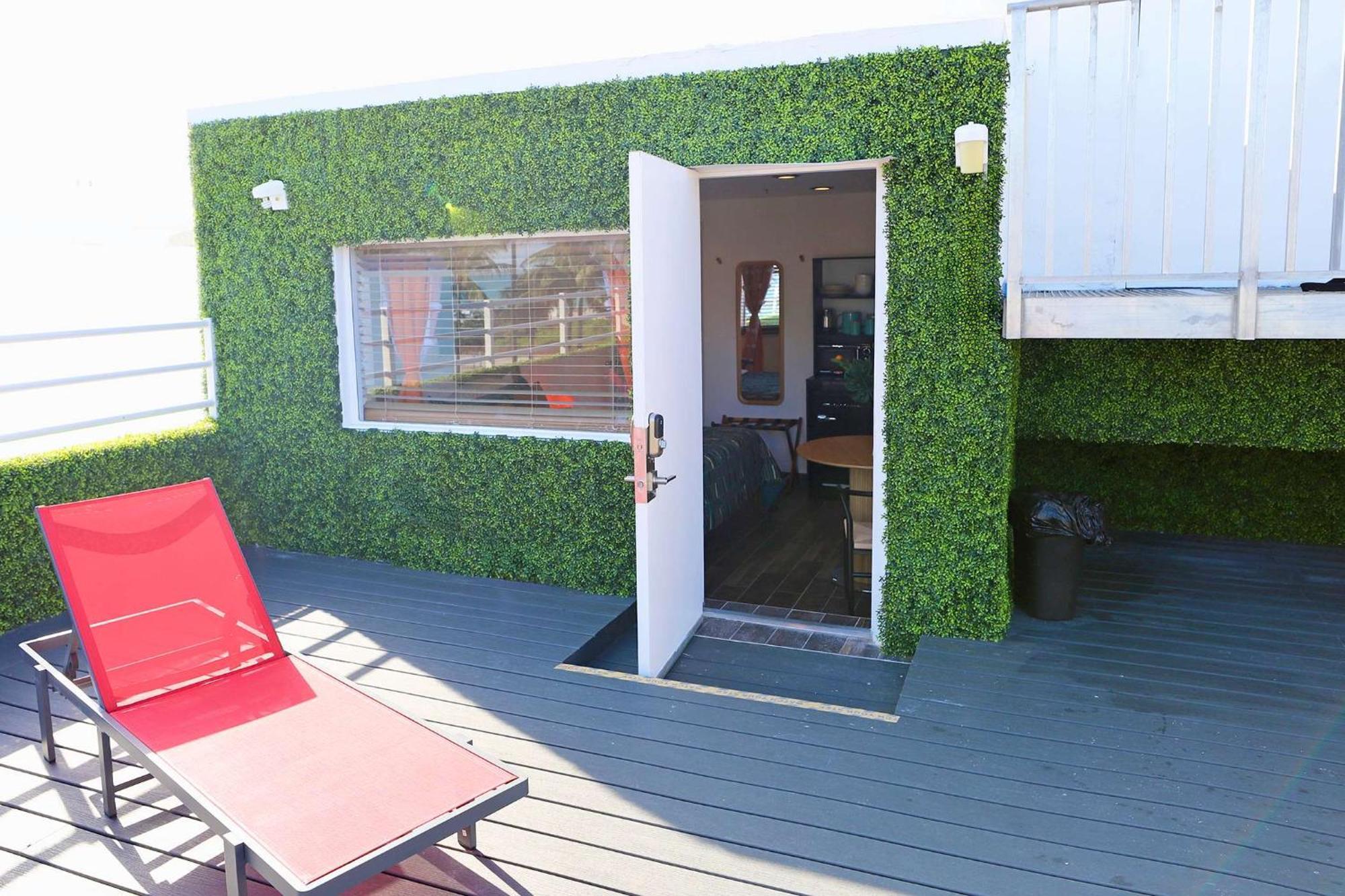 Ocean Drive Rooftop With Ocean Views & Terrace *
