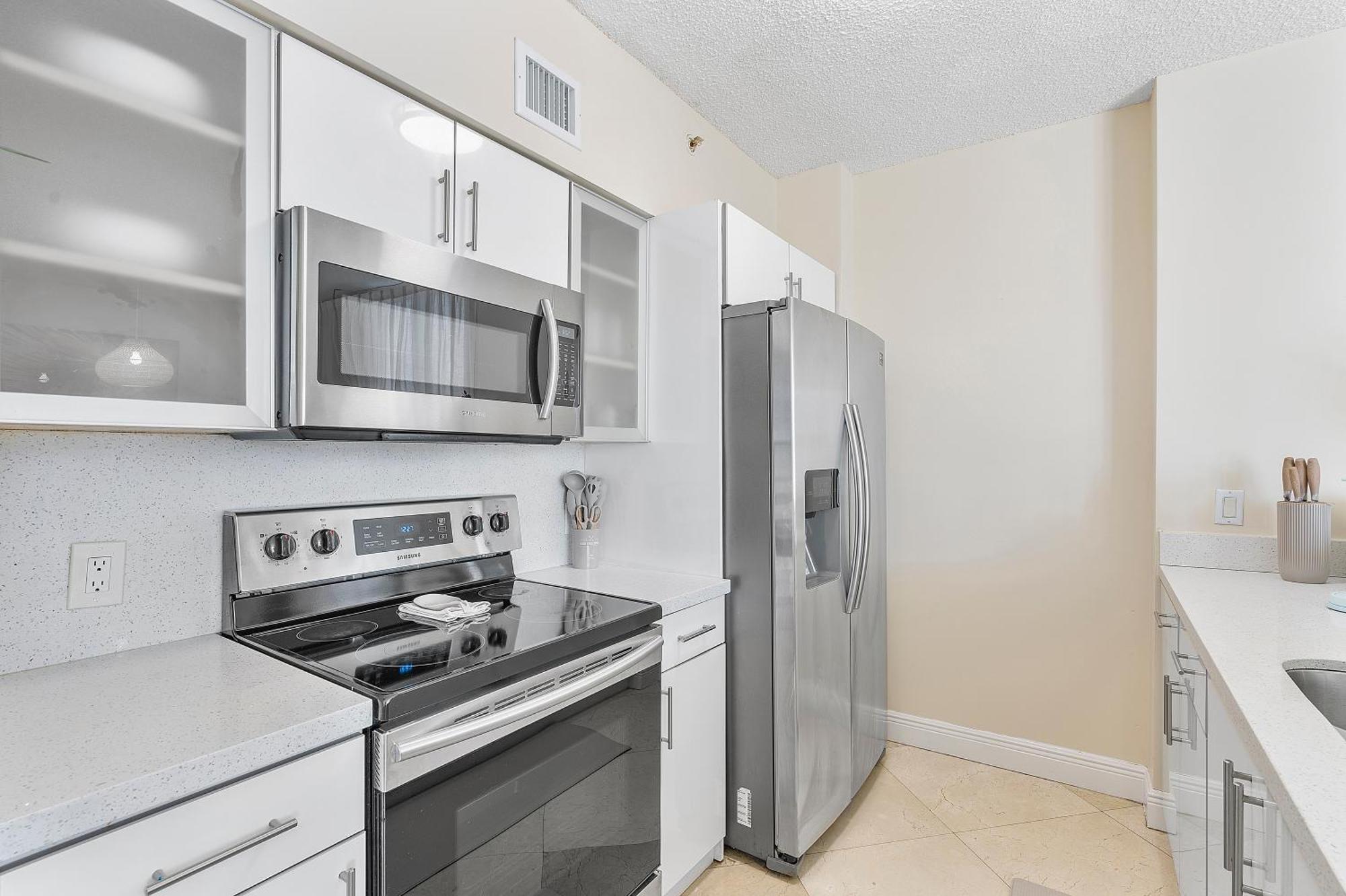 King David By The Ocean Apartment *