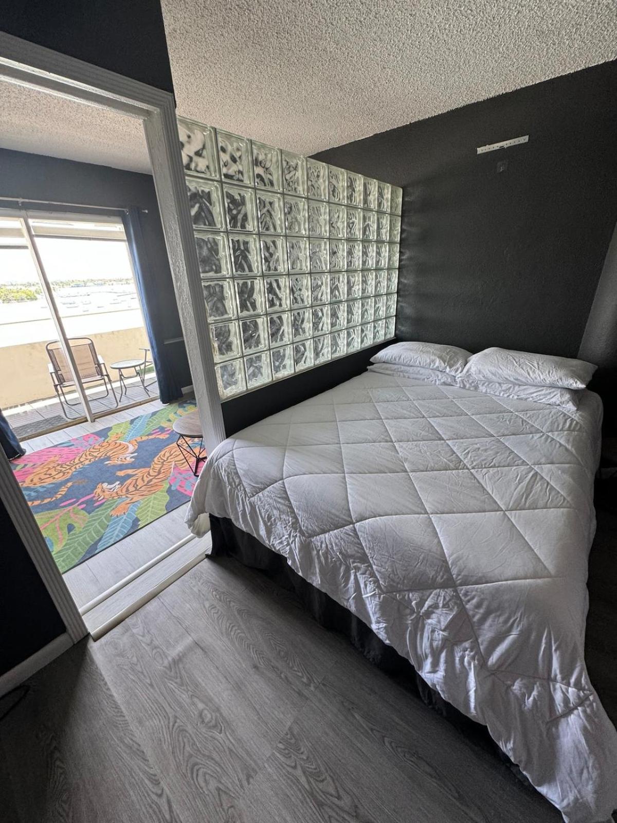 Sunny Studio Oasis Miami Beach Tranquil Hideaway * Miami Beach