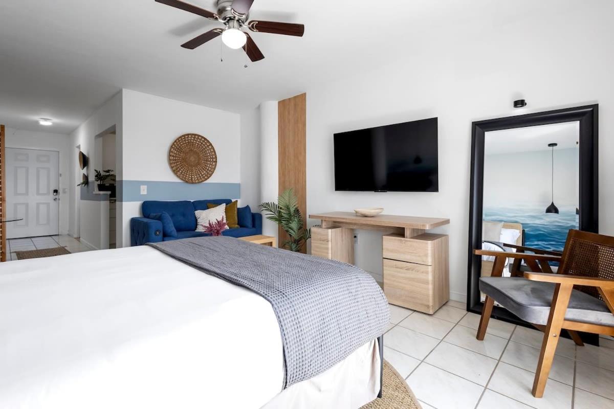 Apartment Bayshore Bliss- Cozy Space & Bay Views *